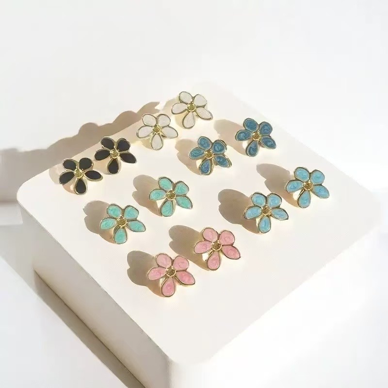 Stainless steel color oil heart fashionable ear studs, flocked earrings, simple ear plugs, anti-drop ear stud accessories, multiple women's styles to choose from detail image 1