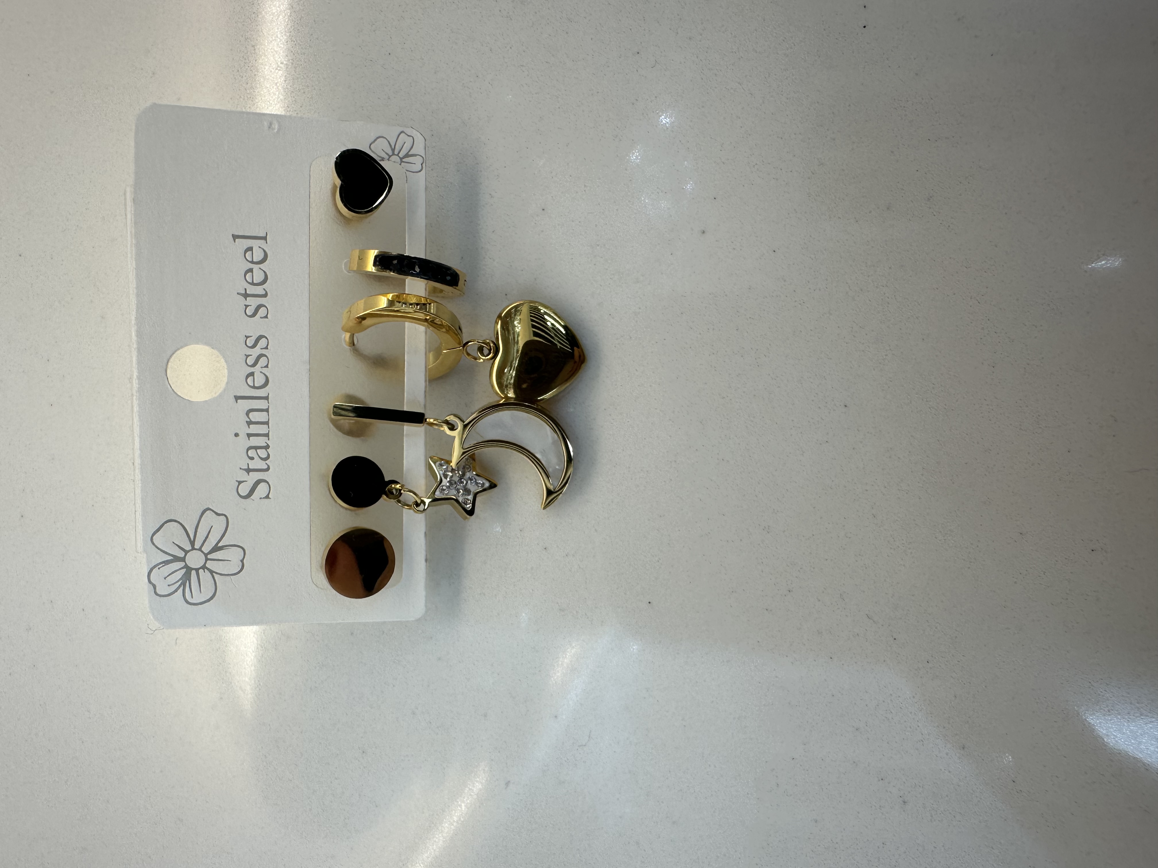 Six-piece set of small ear studs, simple and fashionable earrings, versatile for girls' temperament, trendy accessory gift detail image 4