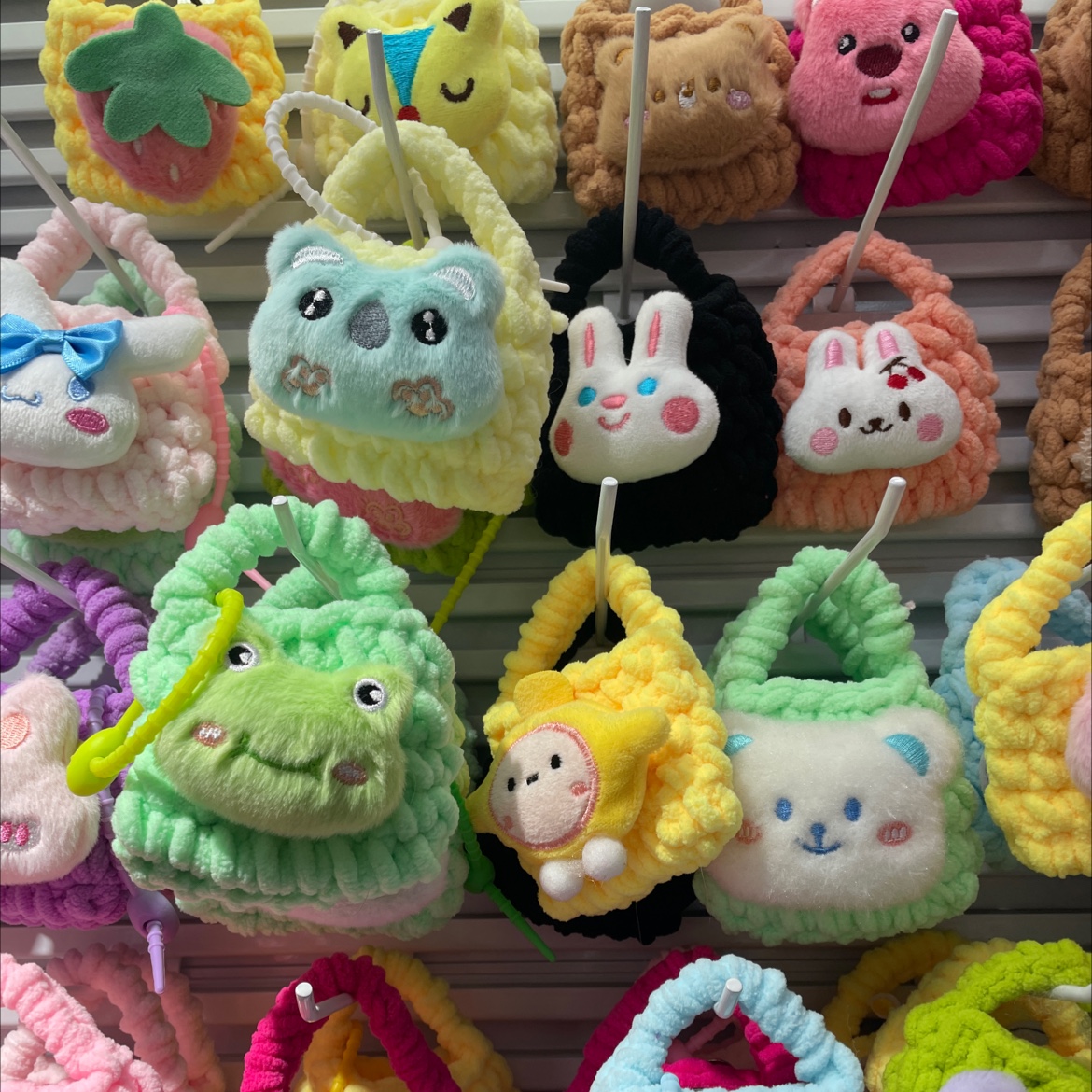 毛线钩织小包包挂件耳机包卡通小毛线包挂件