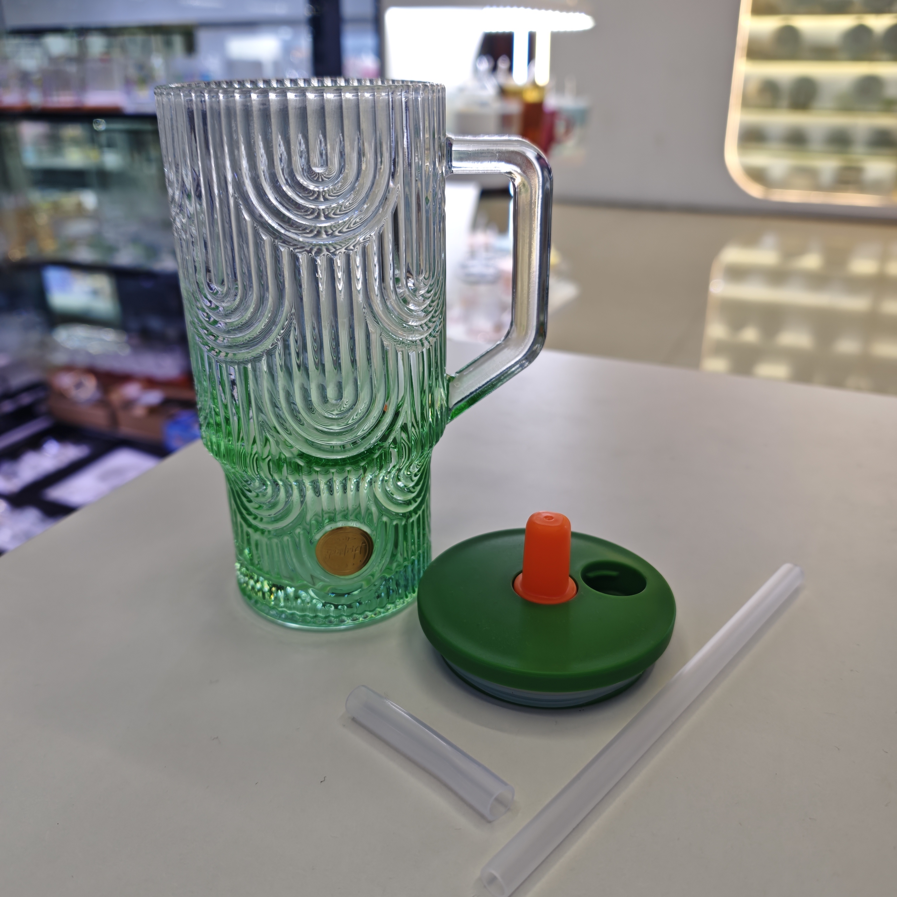 玻璃杯实物图