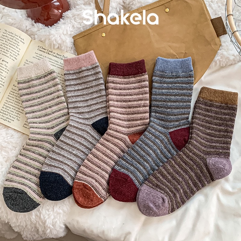 New autumn and winter woolen women's socks: Classic and retro Japanese striped mid-calf socks with contrasting colors, versatile and artistic ins long socks