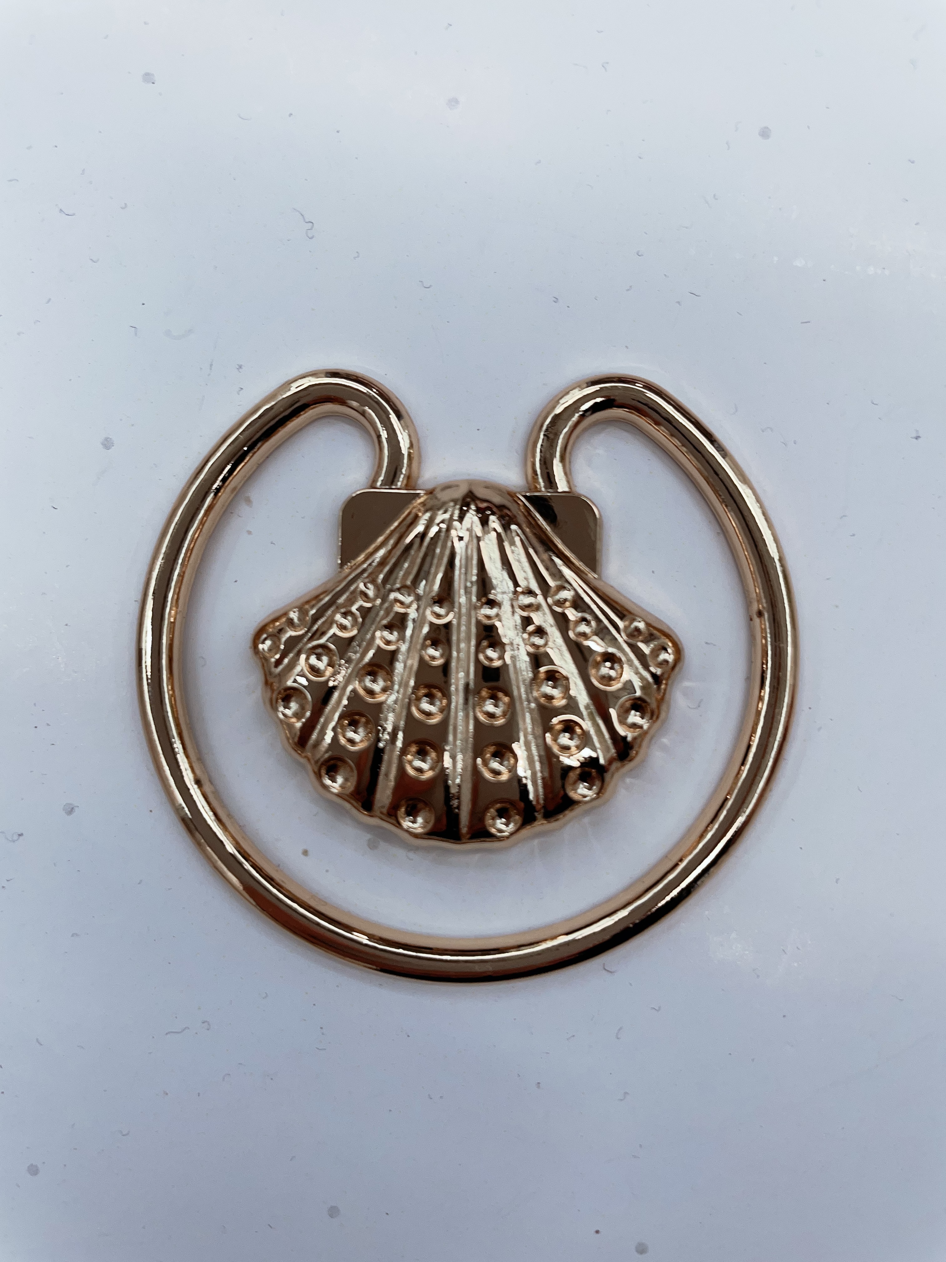 新款贝壳合金金属胸前连接扣时尚内衣泳衣装饰扣子异形不规则合金配件产品图