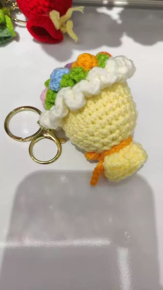 迷你手捧花钩织钥匙扣挂件手工钩织挂架毛线钩织定制挂件详情图6