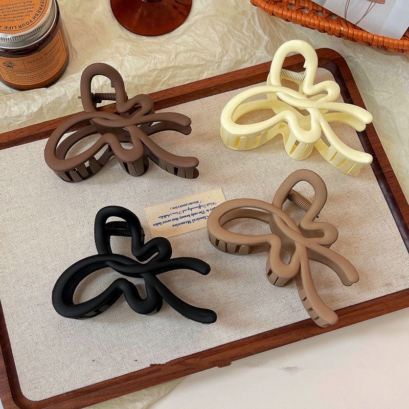 High-quality matte butterfly hair clips for women, high-end and elegant shark clips, French hair clips, back of the head clips, headwear