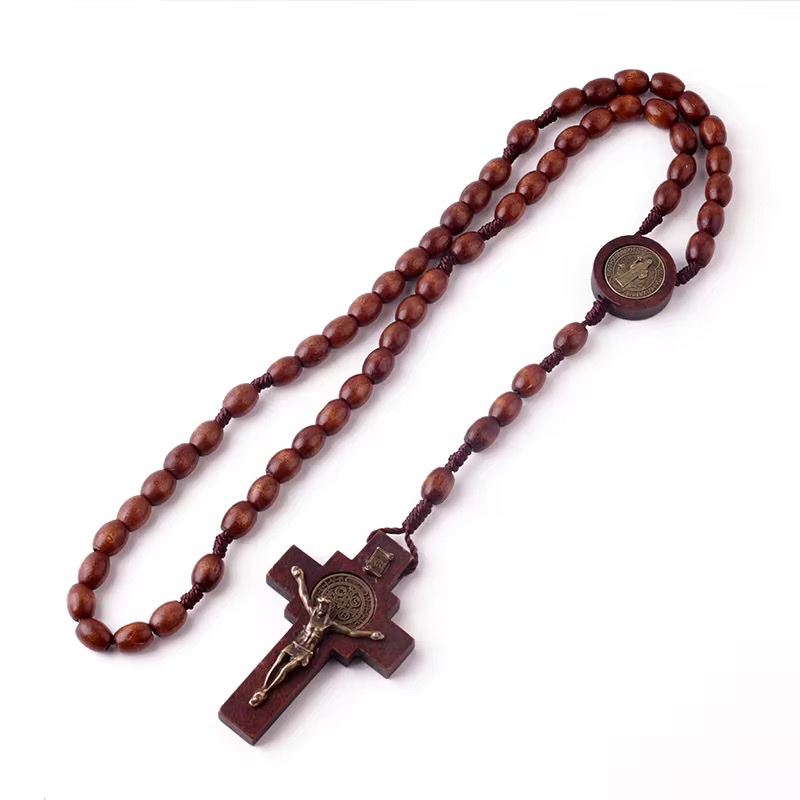 Factory direct sales of retro crafted religious jewelry, cross Jesus necklace