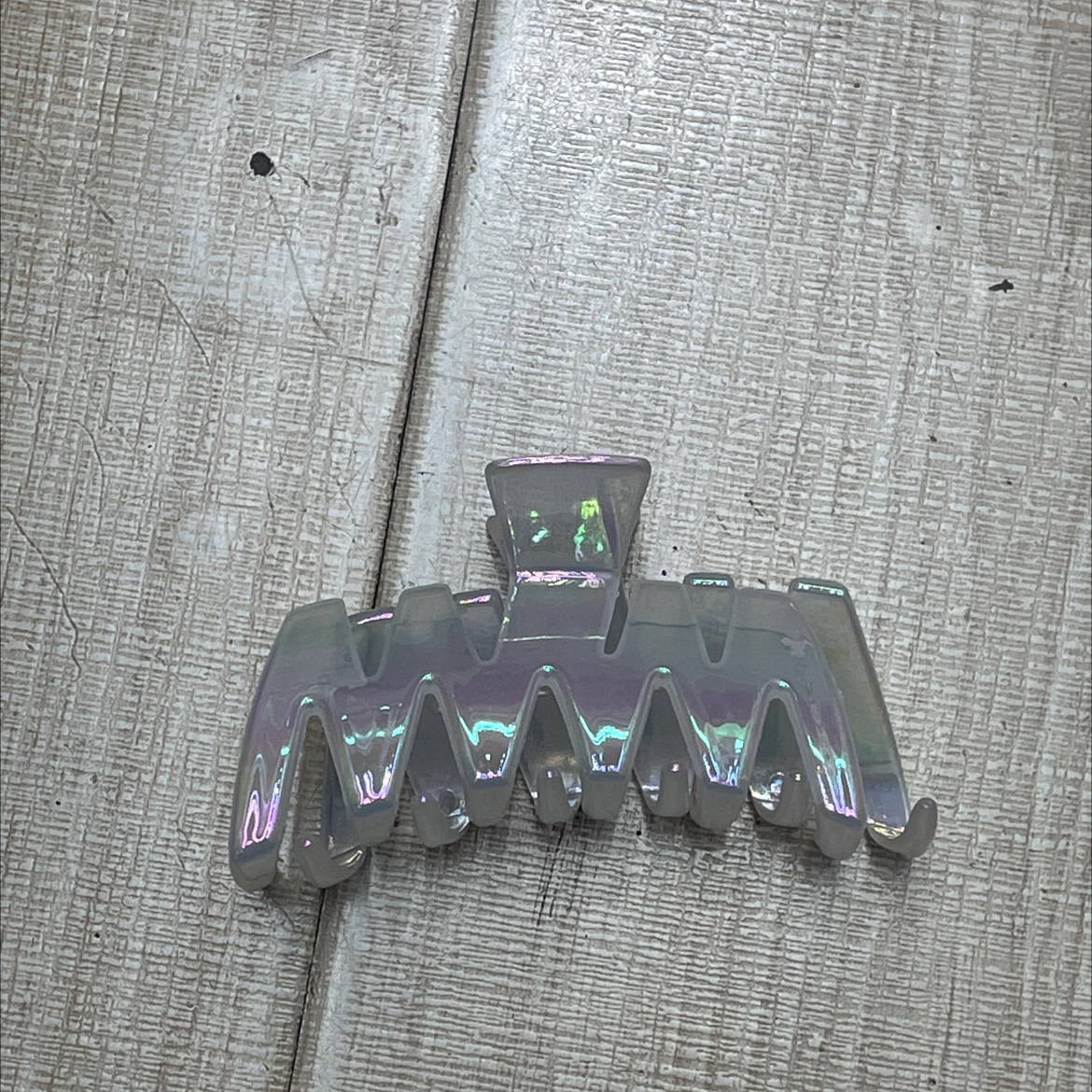 Shark hair clips, grab clips, duckbill clips, hair accessories, simple and versatile hairstyle accessories, women's shark hair clips Specification image