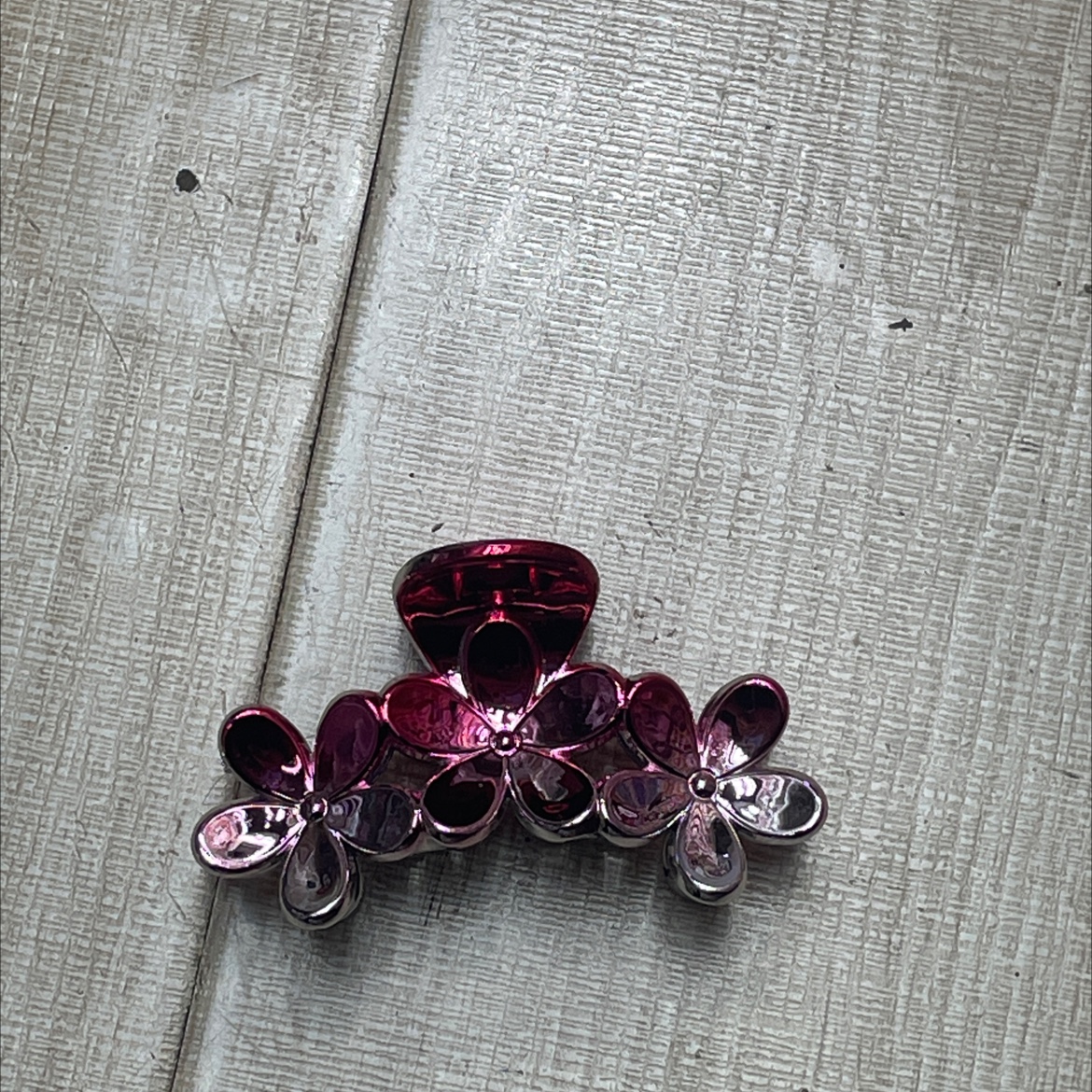 Shark hair clips, grappling clips, duckbill clips, hair accessories, fashionable and versatile women's shark hair clips detail image 6