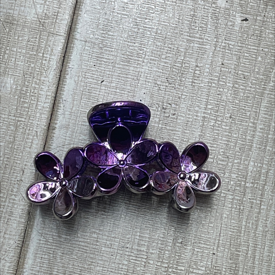Shark hair clips, grappling clips, duckbill clips, hair accessories, fashionable and versatile women's shark hair clips detail image 7