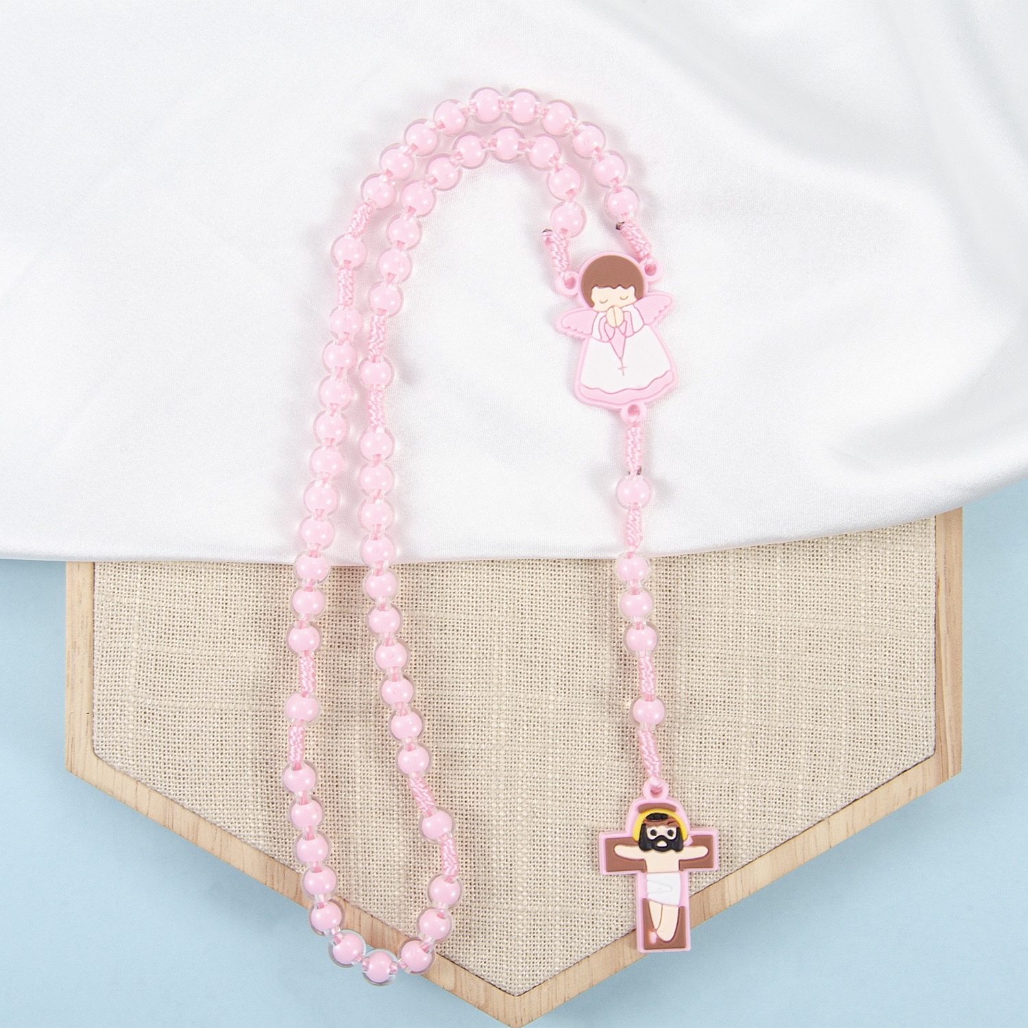 亚马逊热销卡通人物儿童十字架天使吊坠串珠编织长款念珠项链批发 产品图