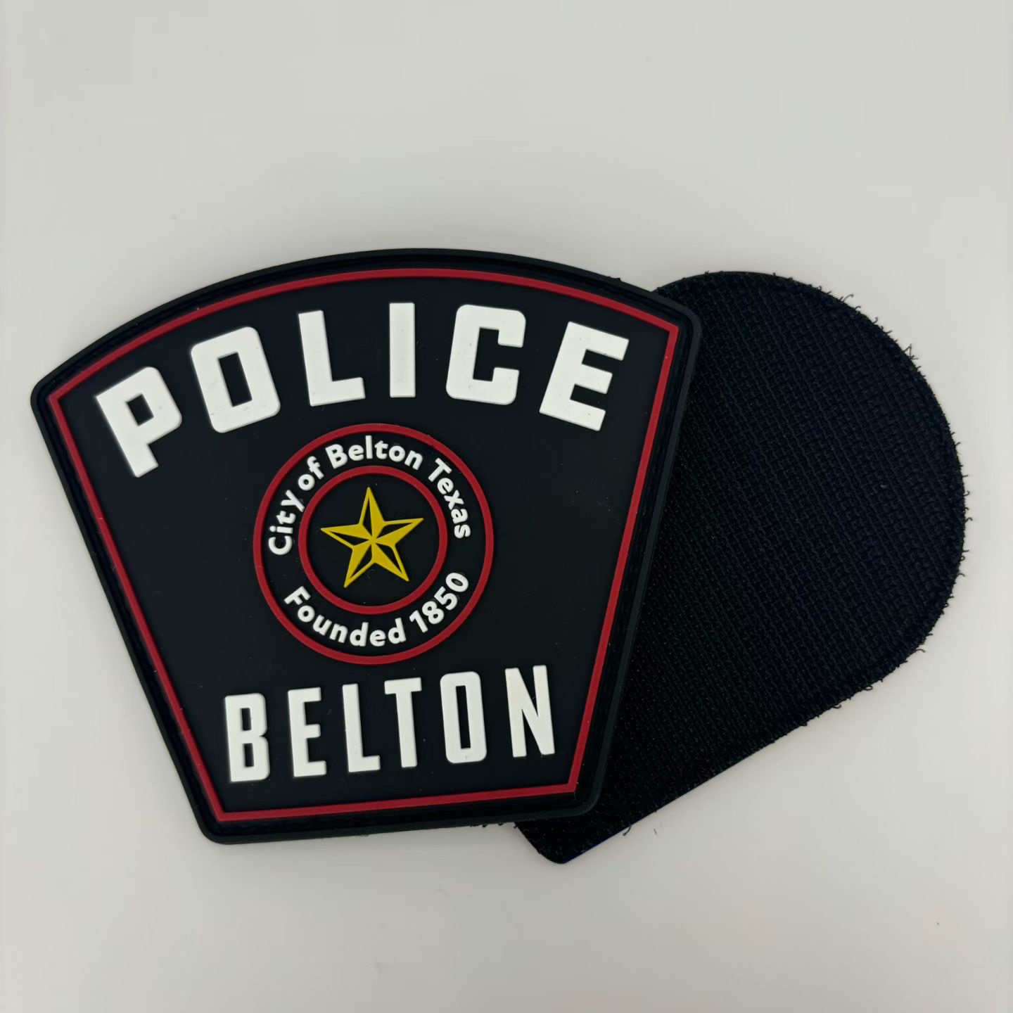 Factory direct sales of clothing, shoes and hats, PVC soft rubber labels, drop-molded labels, transparent silicone rubber labels, adhesive stamps, Velcro, DIY three-dimensional high-quality products, crazy Animal city, Conan, Baji Baji, genuine Harry Potter Application Scenario