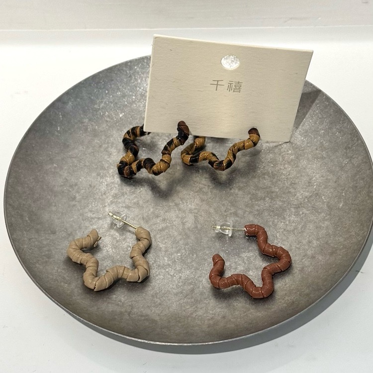 时尚豹纹耳钉耳饰个性耳钉简约气质女生耳饰品潮流百搭配饰