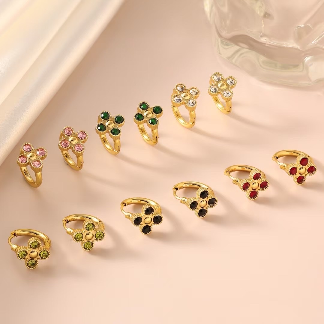 18k gold stainless steel ear buckle earring accessories, alloy ear plugs, fashionable earrings, simple and versatile women's accessories details Picture