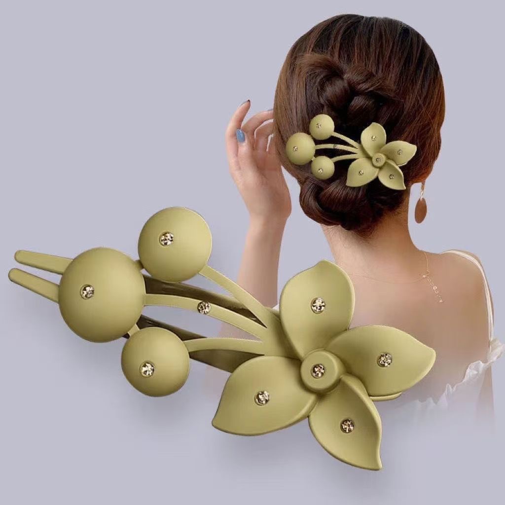 Wholesale of large-sized flower-shaped duckbill hair clips and hairpins, popular platter hairstyle bestsellers, stylish scratch-off new headwear for women at the back of the head detail image 8
