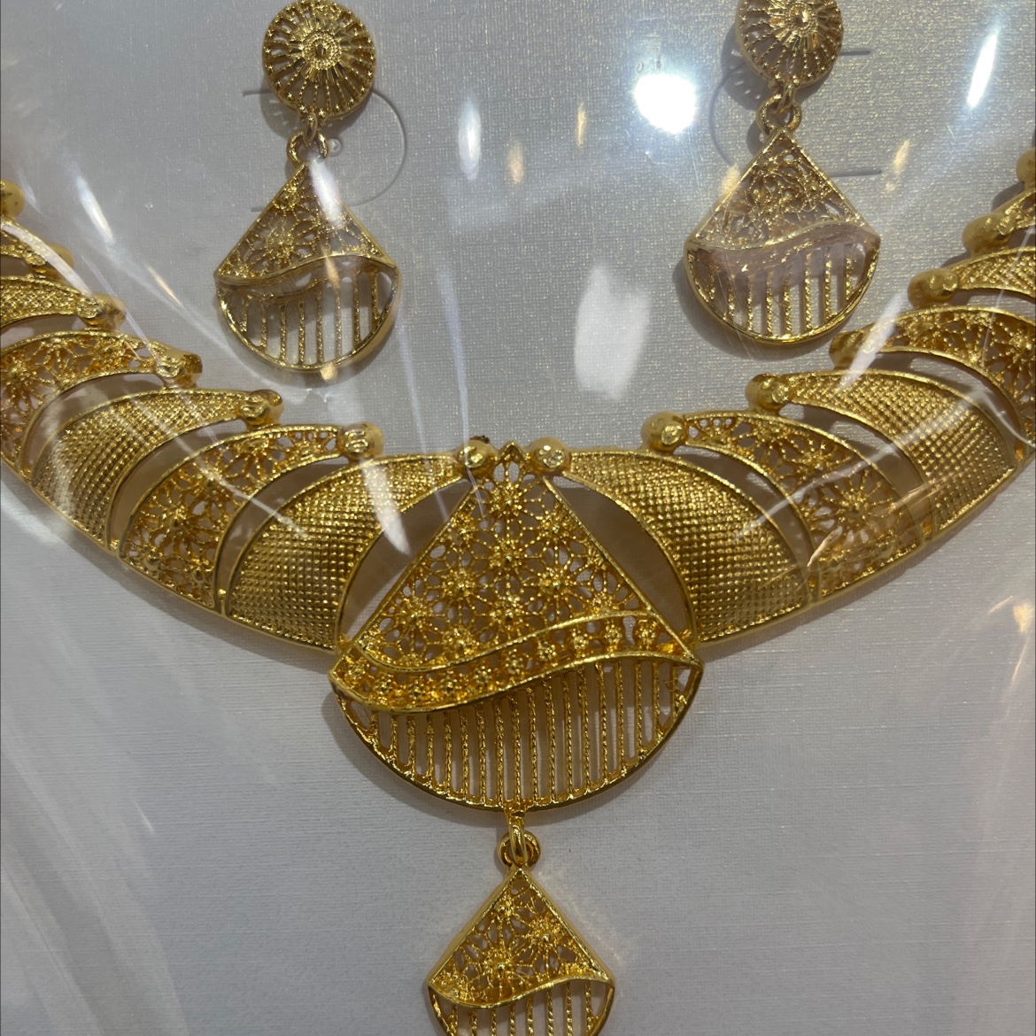 艾丽丝饰品锆石套链莫桑石戒指珍珠戒指泰国饰品时尚百搭首饰品女款细节图