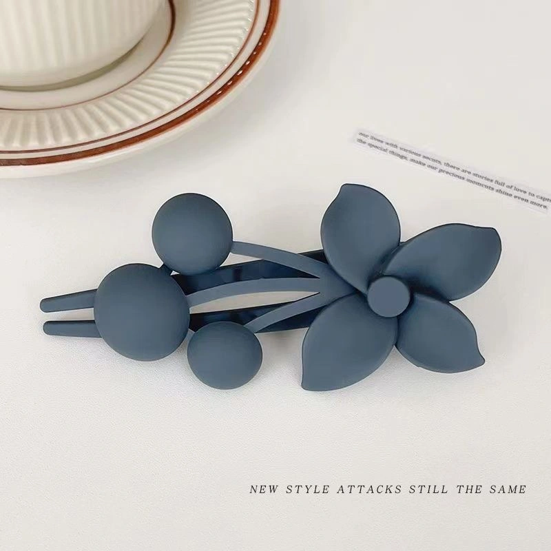 Wholesale of large-sized flower-shaped duckbill hair clips and hairpins, popular platter hairstyle bestsellers, stylish scratch-off new headwear for women at the back of the head detail image 13