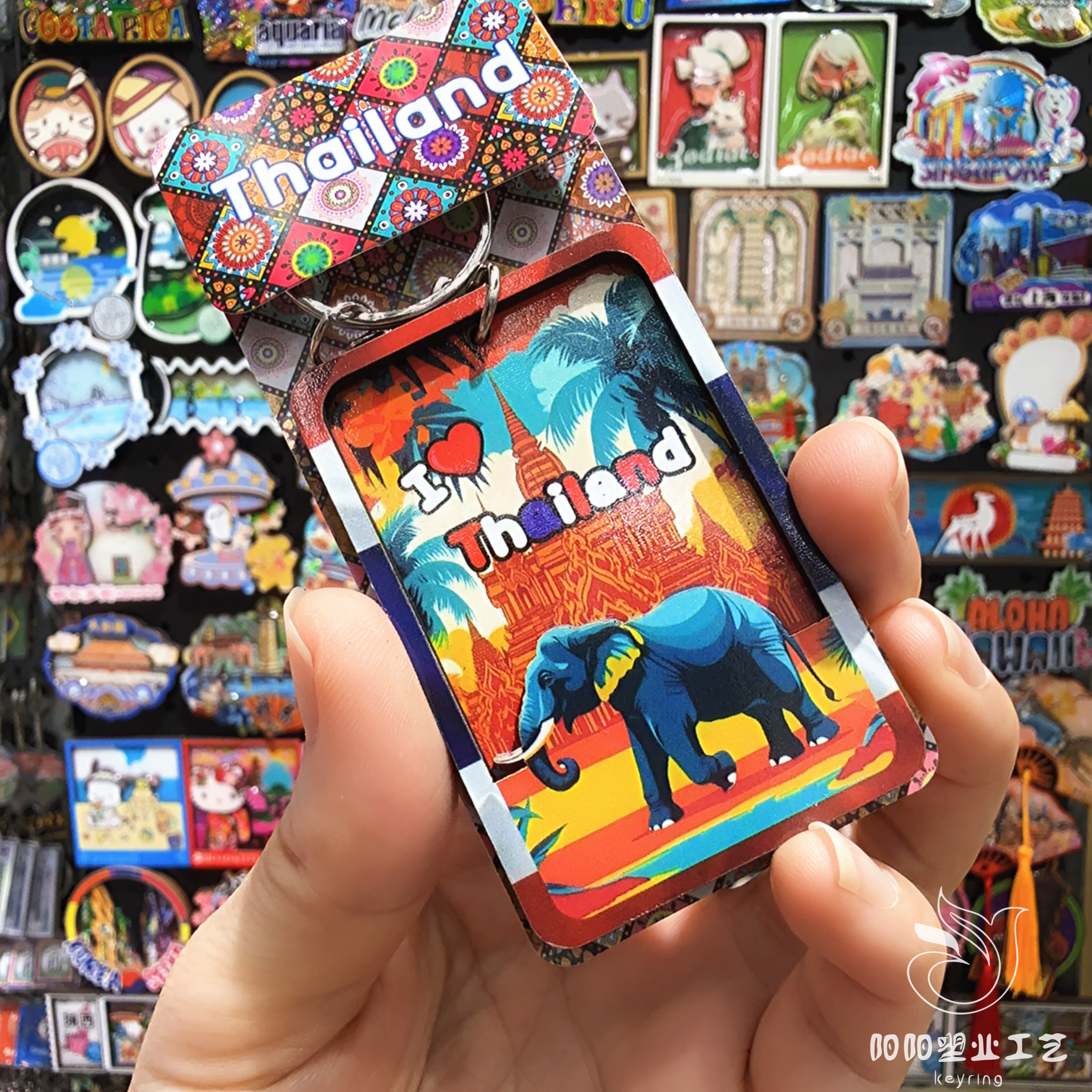 热销泰国系列钥匙扣云南旅游伴手礼品挂包配饰彩色画油动物钥匙圈促销产品亚克力挂件滴胶钥匙圈定制