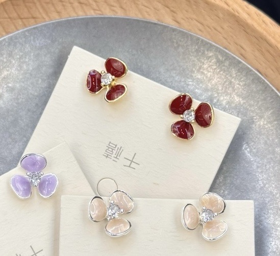 时尚手工滴油耳钉耳饰简约气质百搭耳钉女款潮流饰品配饰细节图