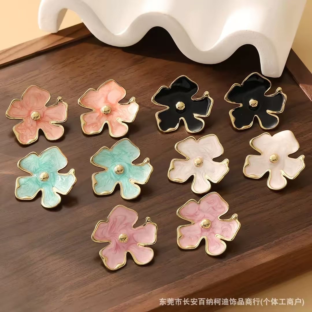 时尚彩油耳钉耳饰不锈钢耳钉爆闪简约气质耳钉女款百搭耳饰品饰品配饰产品图