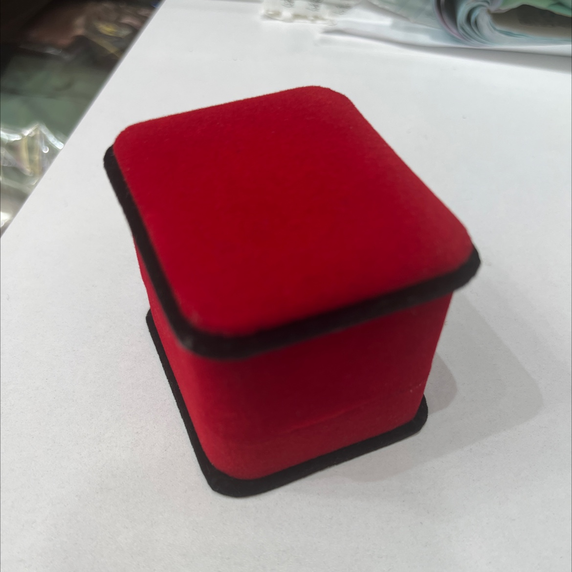 红色黑边戒指盒#绒盒#首饰盒项链盒#饰品盒