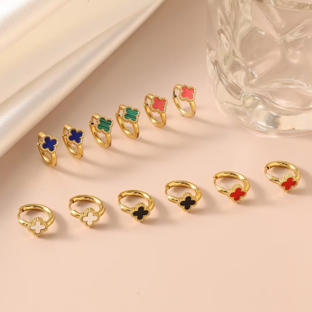 Stainless steel 18K gold ear buckle earrings, five-pointed star heart diamond, fashionable and simple earrings, women's accessories, light and durable Item Picture
