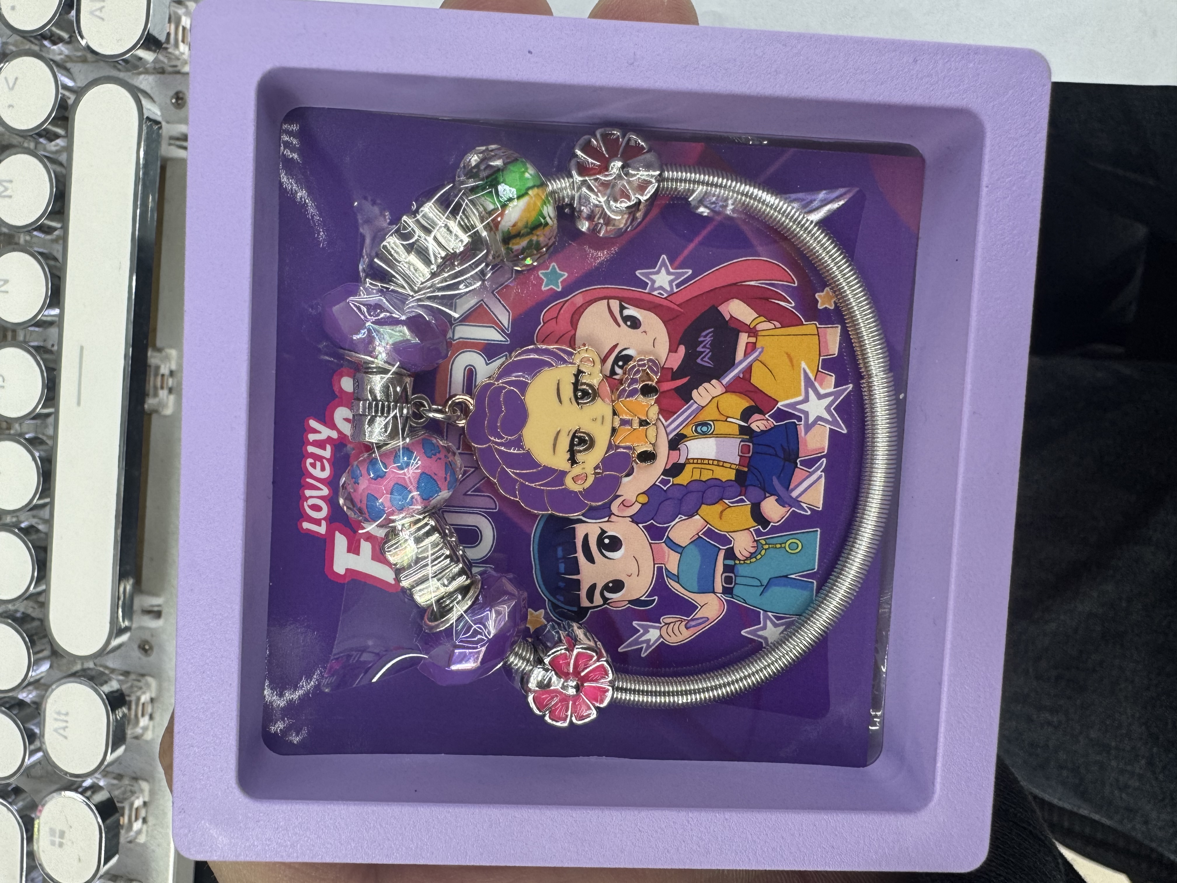 黄金首饰展示模特手饰木制架小饰品陈列架首饰展示架展示架摆件，猎魔女团，合金手链手饰手饰小饰品