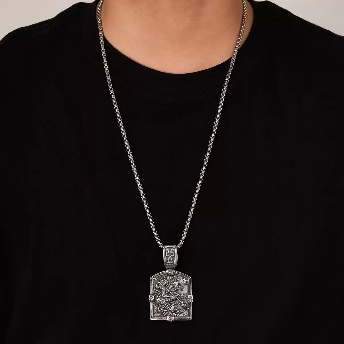 Cross-border best-selling necklace accessories in Europe and America, stainless steel geometric knight tag accessories, personalized hip-hop trendy necklaces Specification image