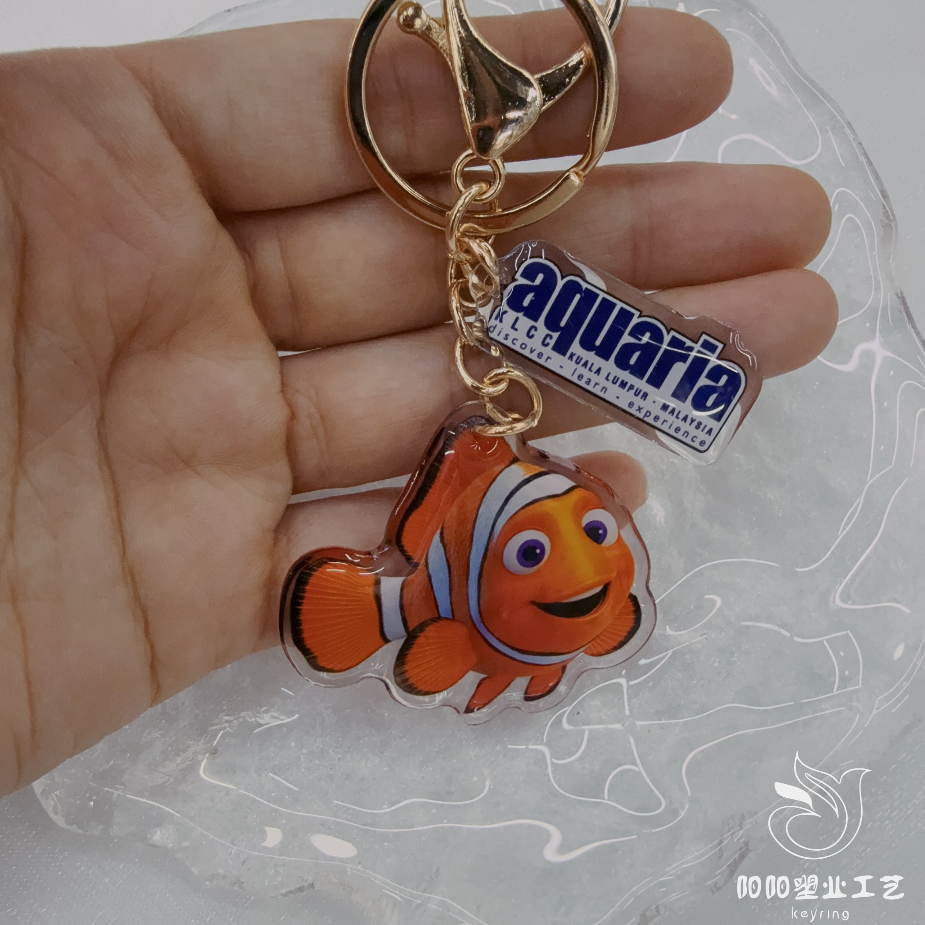 Llavero acrílico clown fish ballena colgante llavero colgante bolsa oceanario pareja recuerdos details Picture