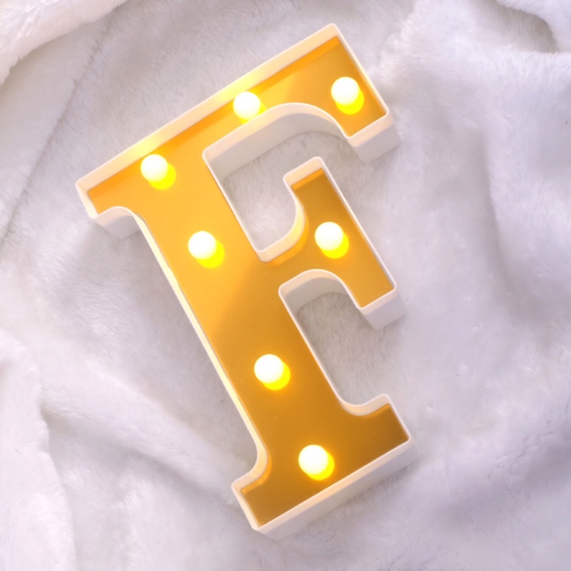 字母灯F