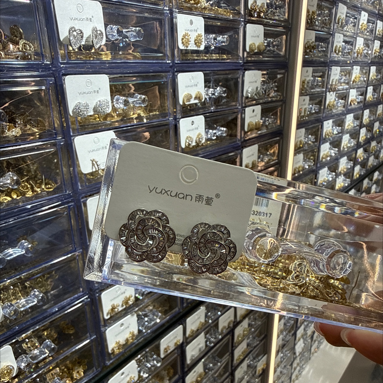 山茶花耳钉