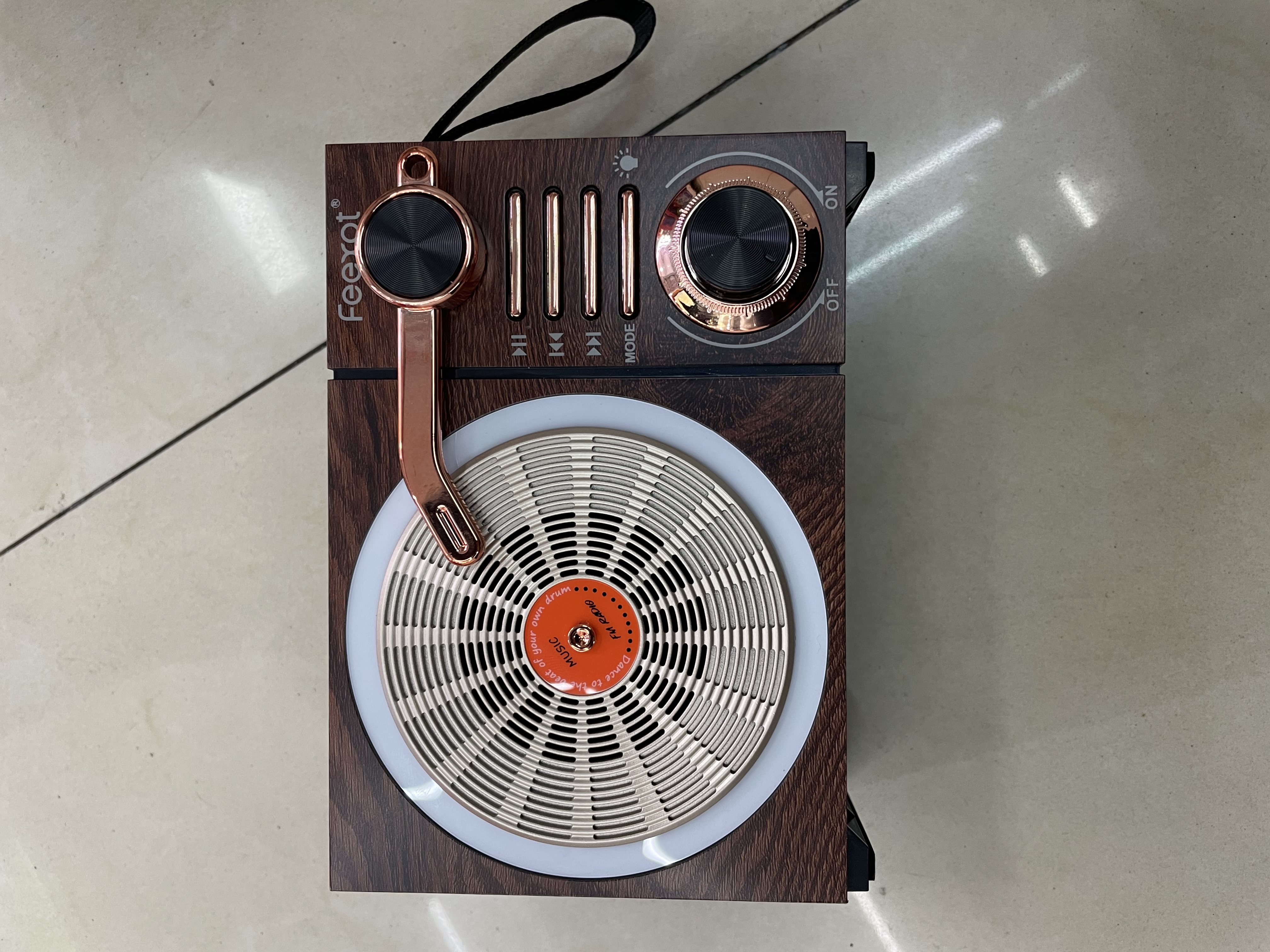 FX-2513B带蓝牙，FM 插卡收音机