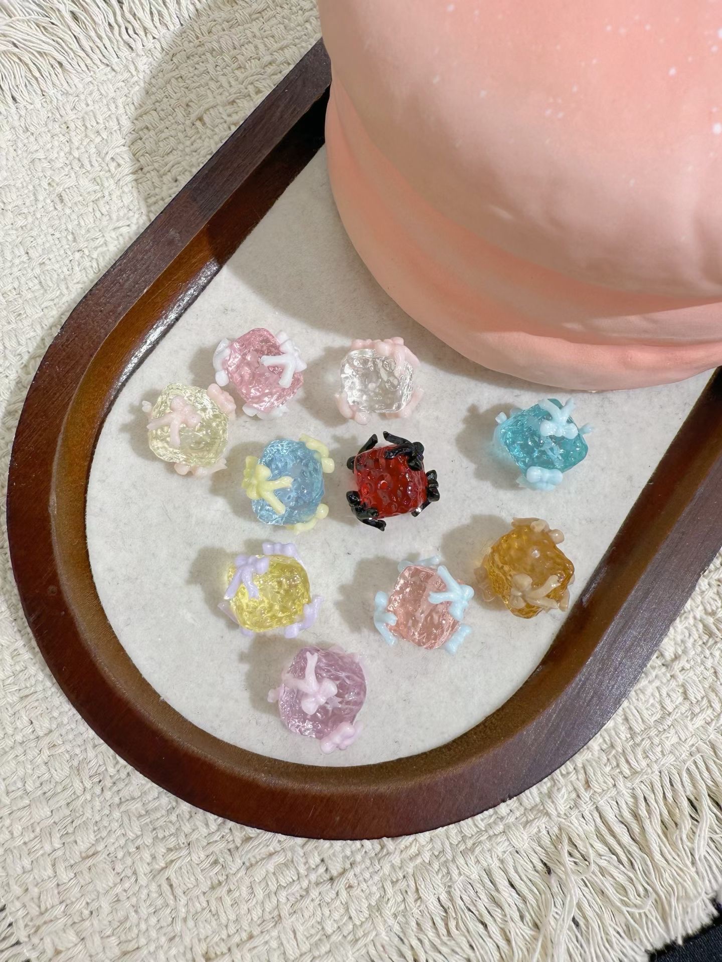 蝴蝶结方块韩国胶 DIY通孔树脂配件 手机链配件