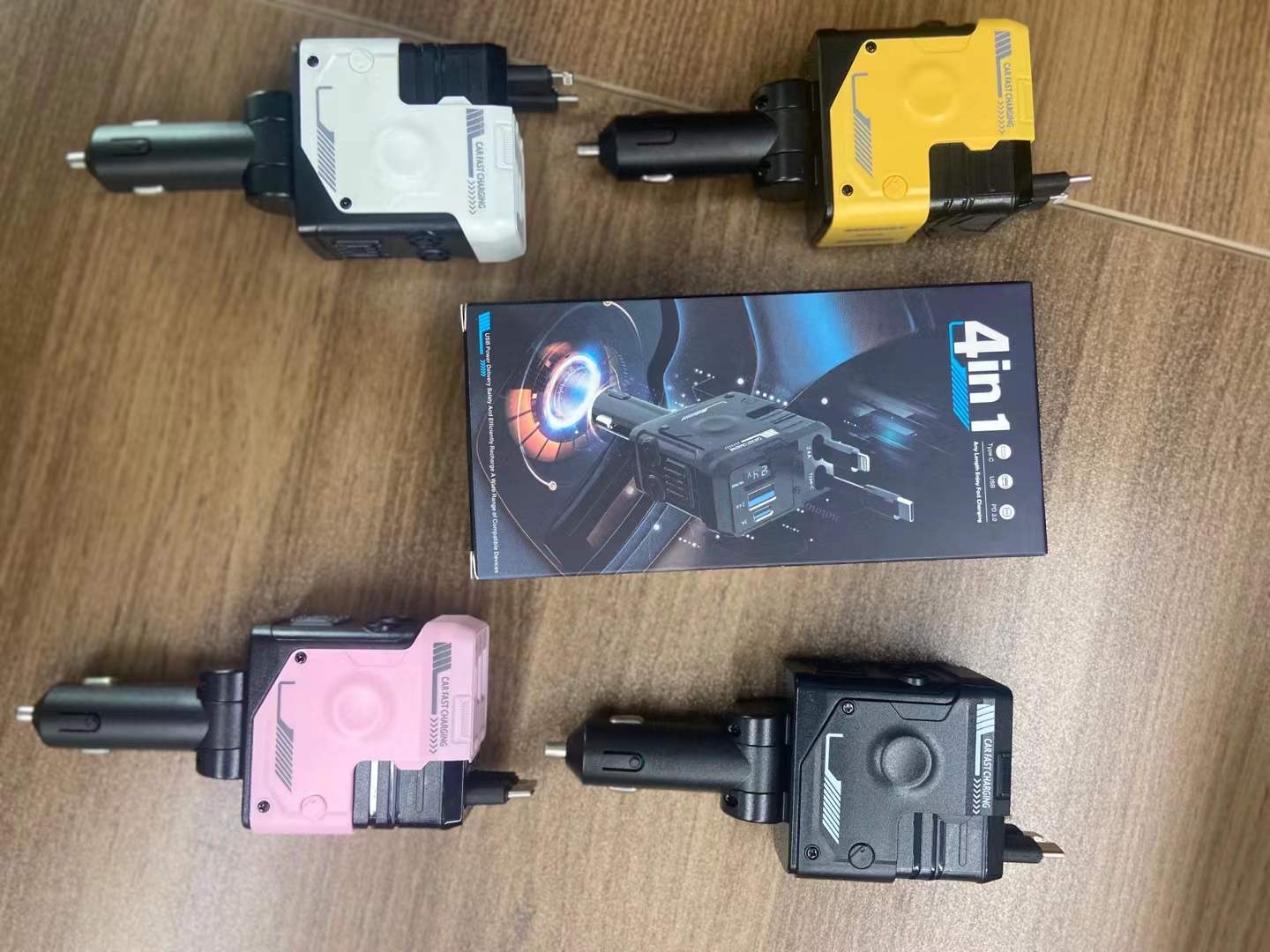 Vehicle-mounted charger Item Picture