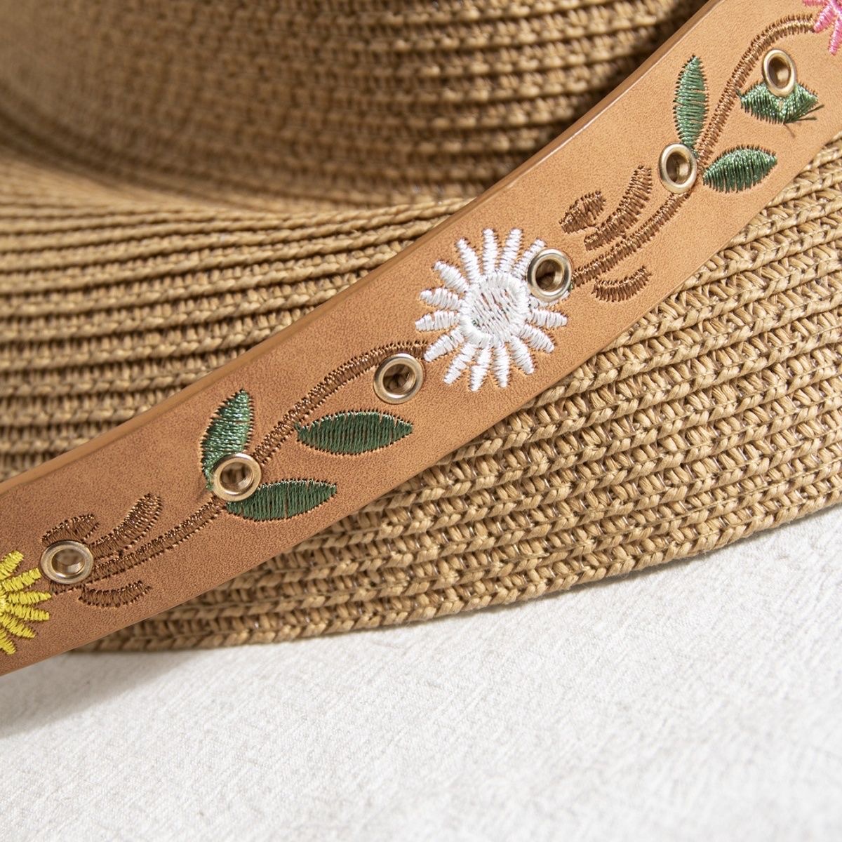 A retro and fashionable women's belt with chrysanthemum embroidery, round buckle, and a unique ethnic style waistband for women Item Picture