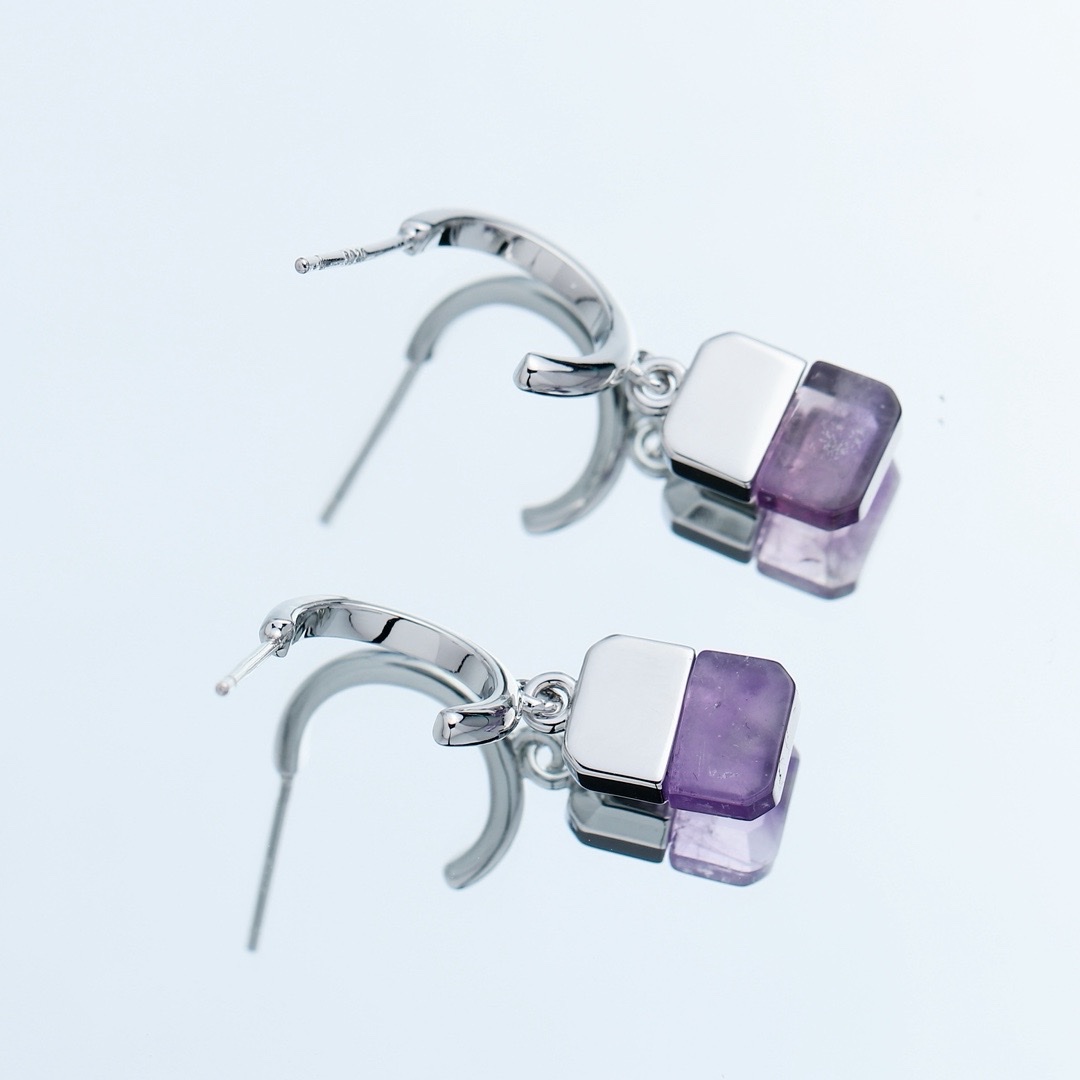 时尚珍珠耳钉简约耳饰耳棒女气质百搭耳饰品个性耳钉耳饰潮流款