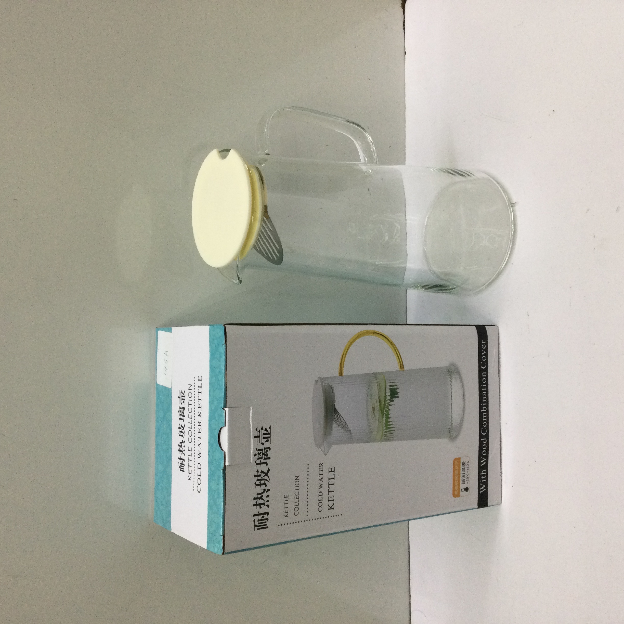 LD-145A本色白盖冷水壶1400ML