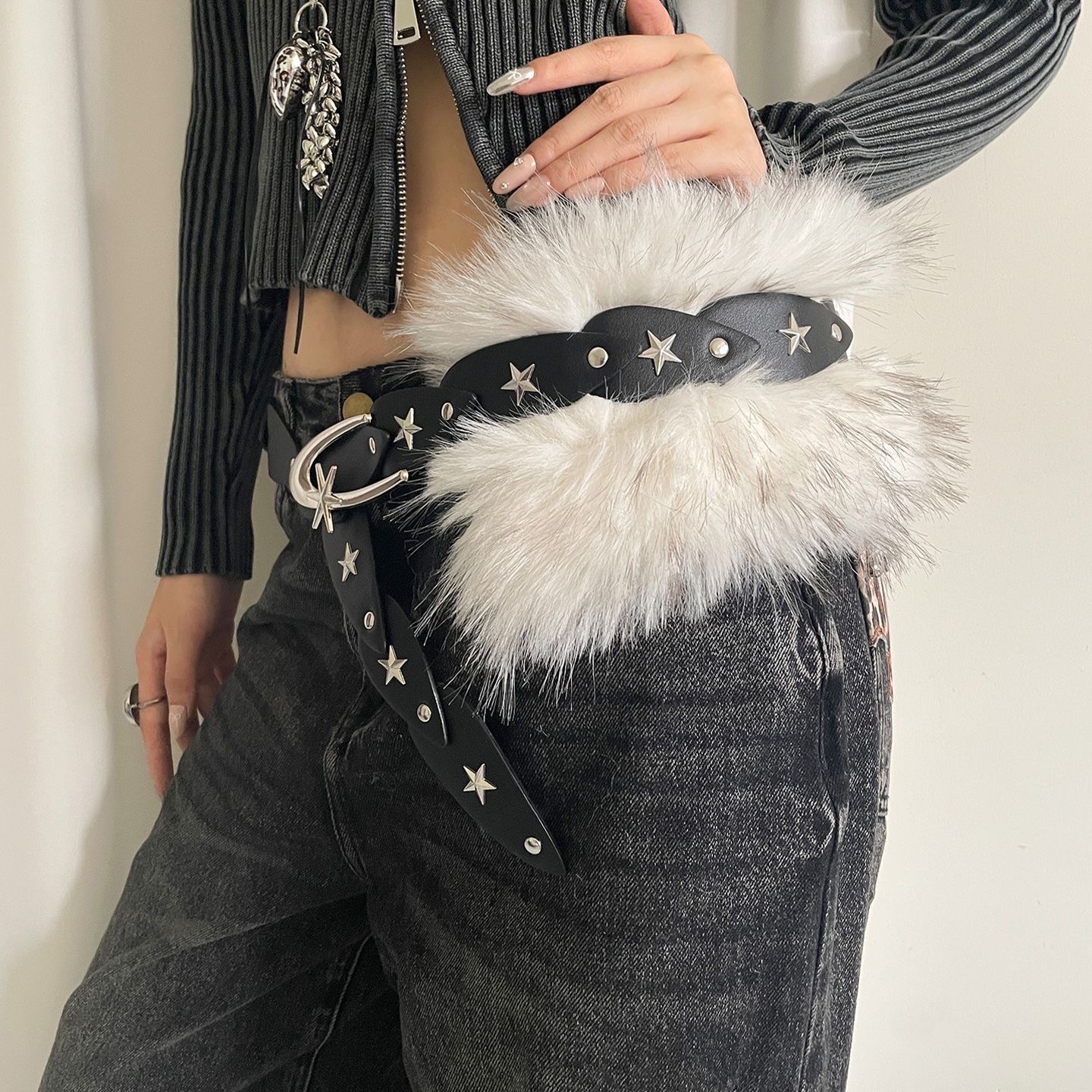American Western-style rivet fur patchwork belt, women's dress, jeans belt, decorated retro wide belt, trendy Application Scenario