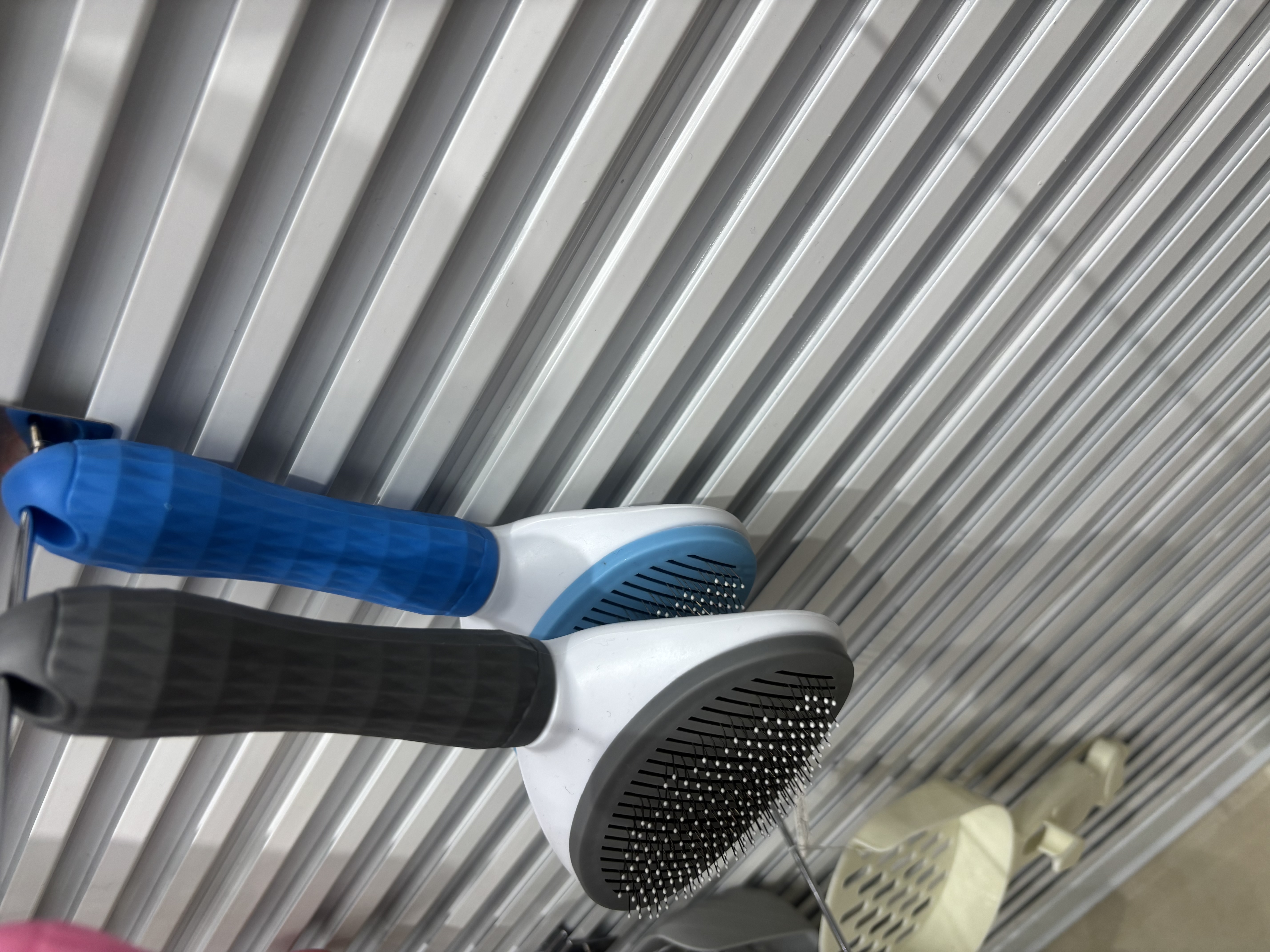 宠物用品宠物喂食碗宠物自动喂食器宠物食盆耐用实用多功能宠物餐具宠物猫梳子宠物用品详情图3