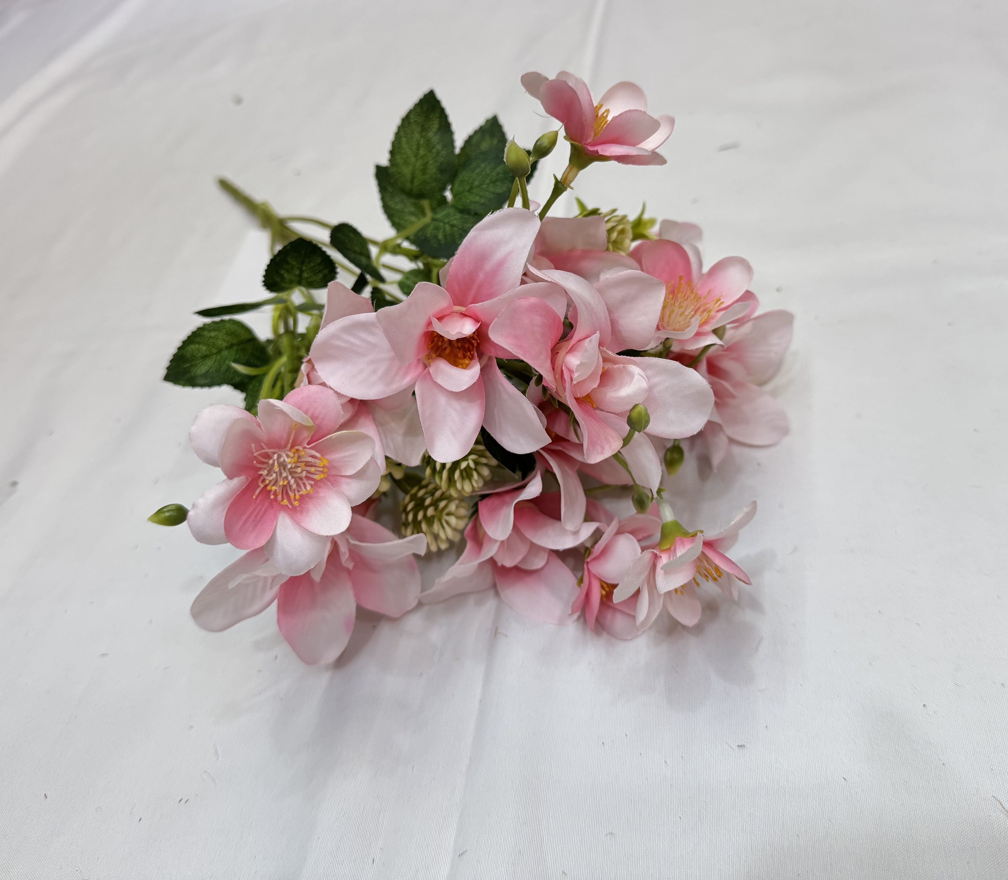 
义乌群群工艺花行布艺塑料0512-05瓶插仿真花五叉兰花600pcs/箱批发