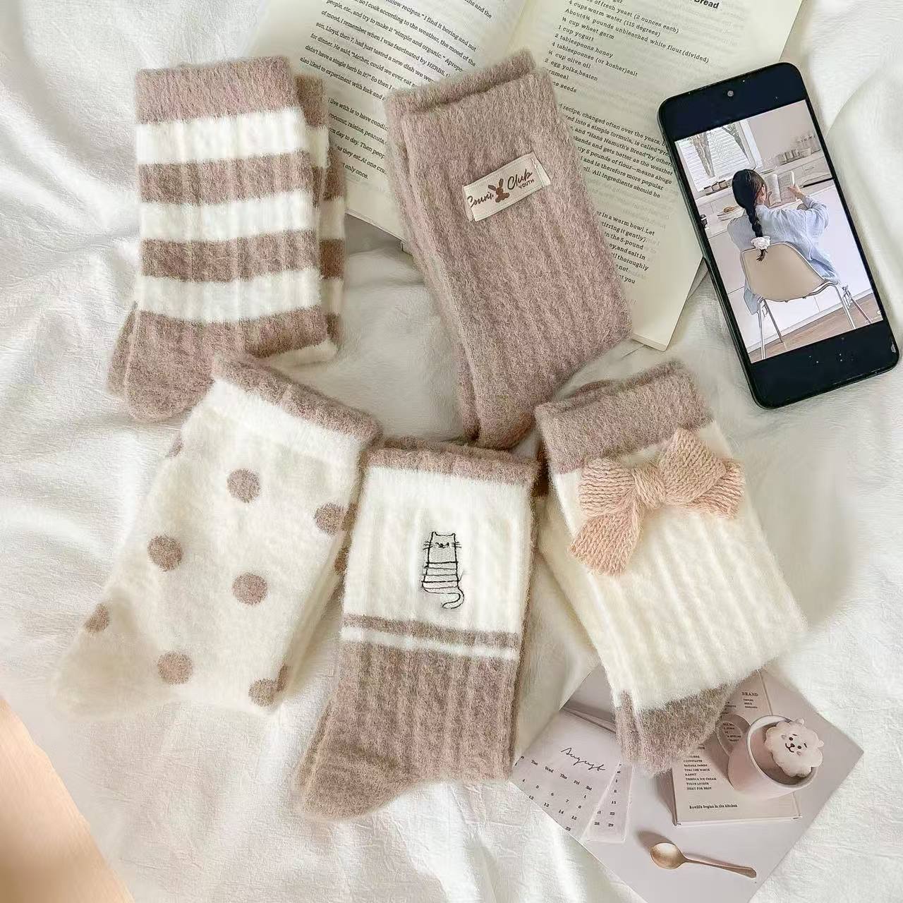 Fashionable embroidered floor socks, home socks, soft fleece soft and comfortable women's all sizes