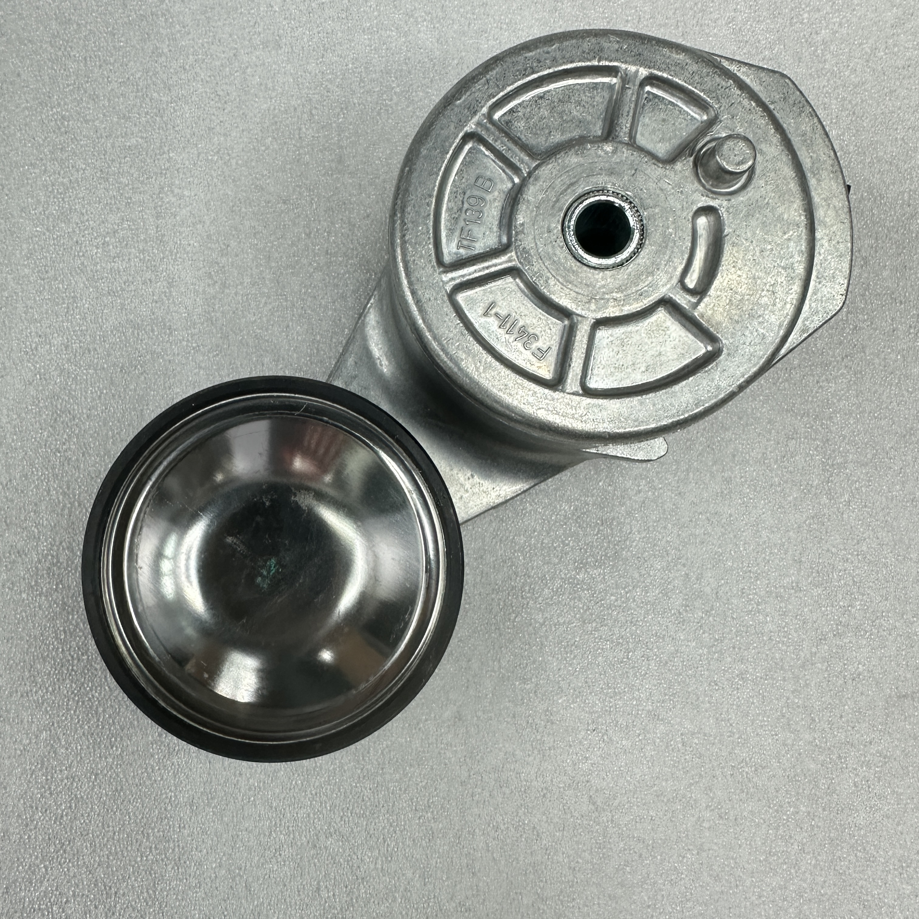 تنطبق قطع غيار السيارات الهندسية على محرك CATT Catel Catel Case) الذي يعمل بعجلات قوية من 377 إلى 9087 3779087 Item Picture