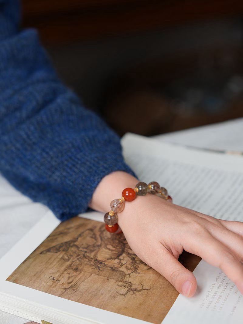 【设计款】13MM黑晶超七南红玛瑙招米手链 白底实物图