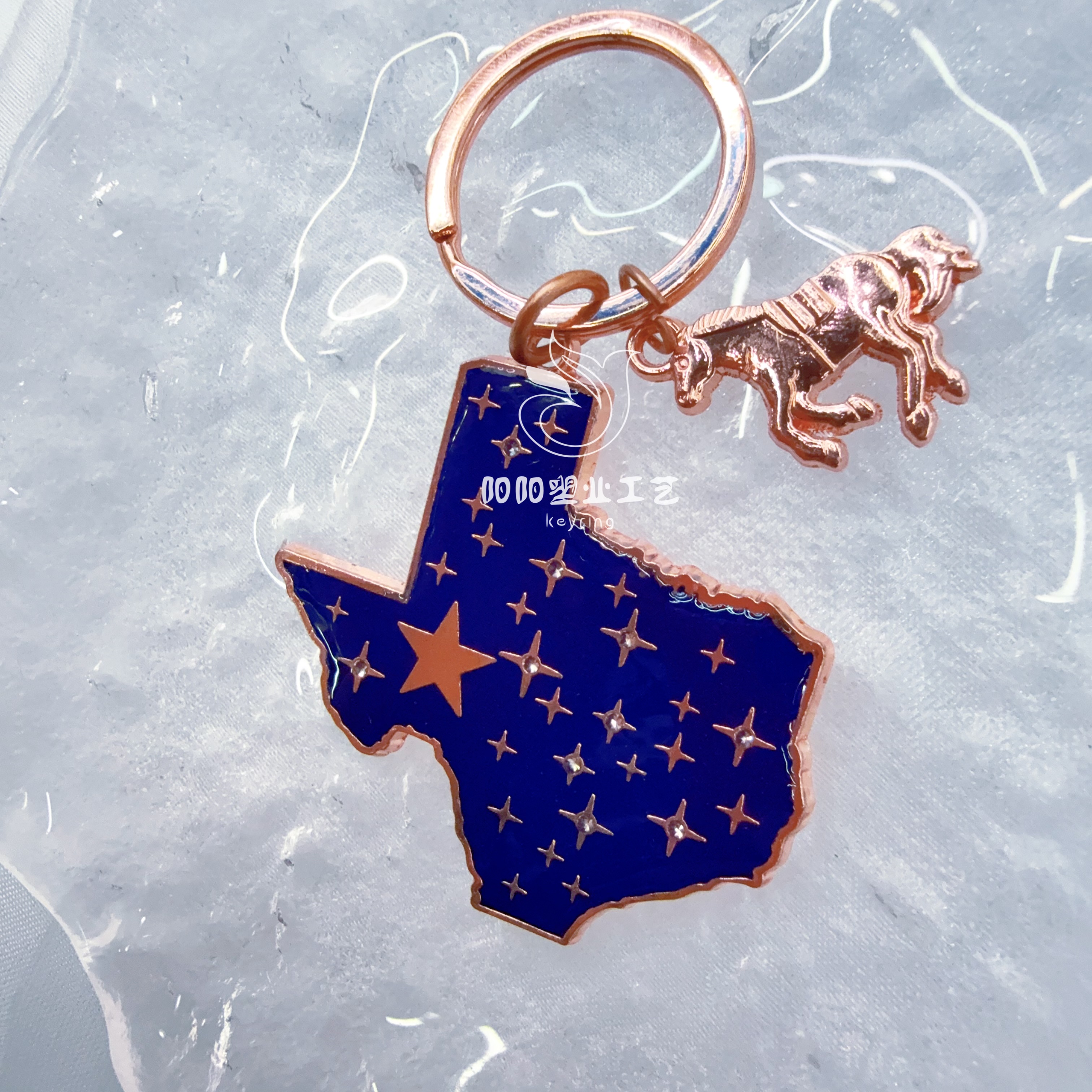 Cross-border best-selling British-style flag, national city landmark pendants, personalized accessories, small gifts, keychains, souvenirs, pony keychains, Horse Year pendants, keychains, hummingbird keychains, keyrings details Picture