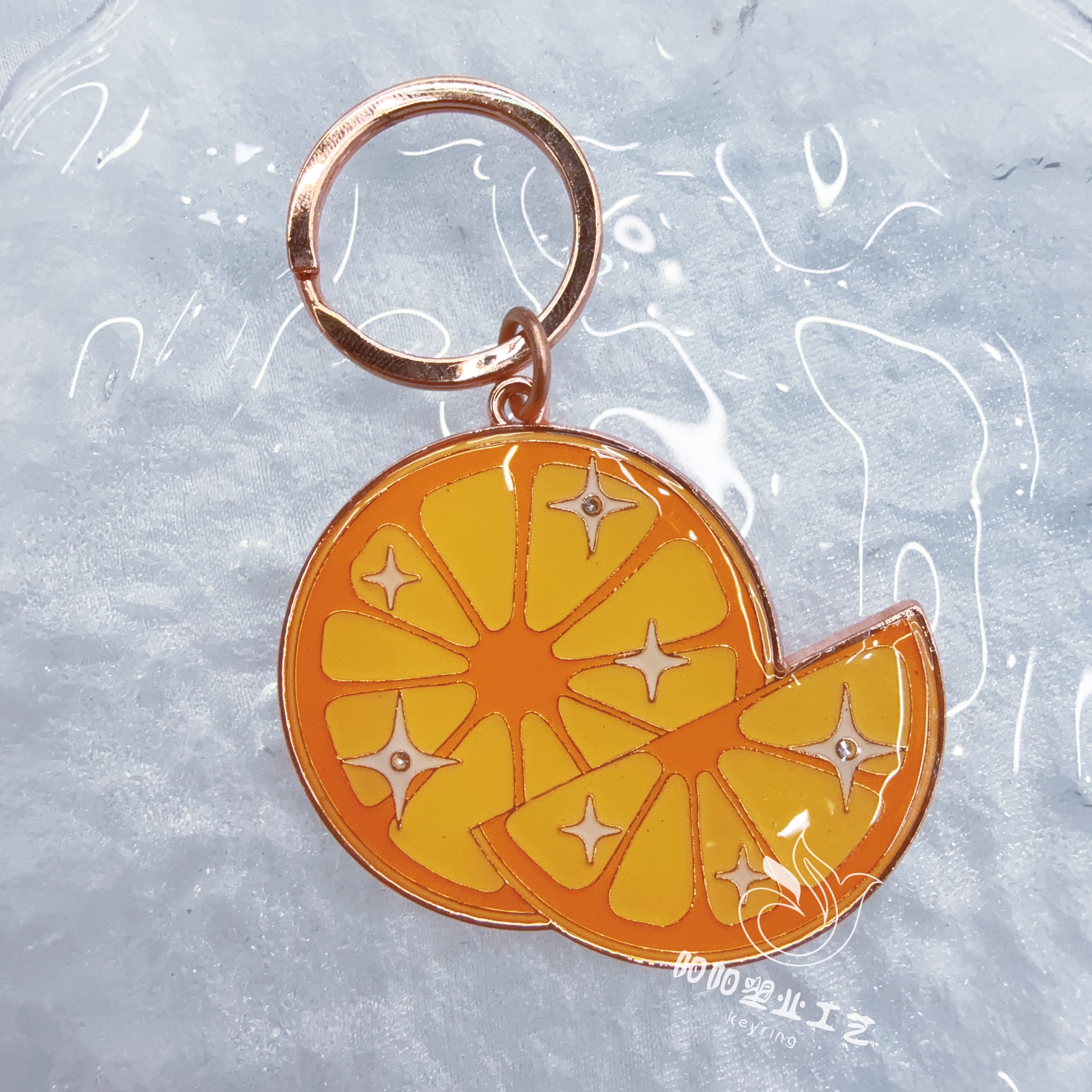 Wholesale of metal keychains, zinc alloy baked paint and resin, fruit keychains, pendants, enamel rotating keychains, acrylic pendants, keychains, Year of the Horse, pony pendants details Picture
