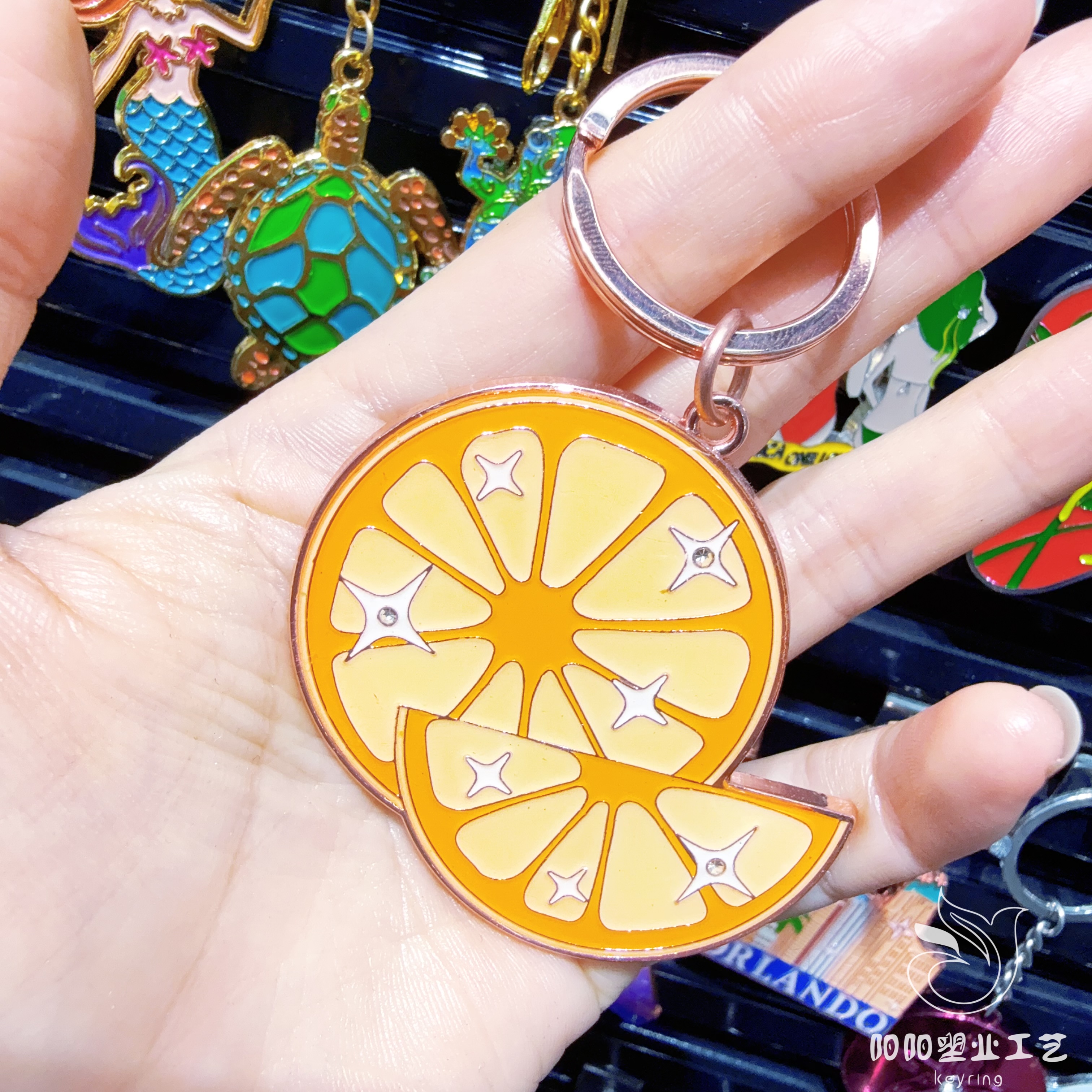 Wholesale of metal keychains, zinc alloy baked paint and resin, fruit keychains, pendants, enamel rotating keychains, acrylic pendants, keychains, Year of the Horse, pony pendants undefined