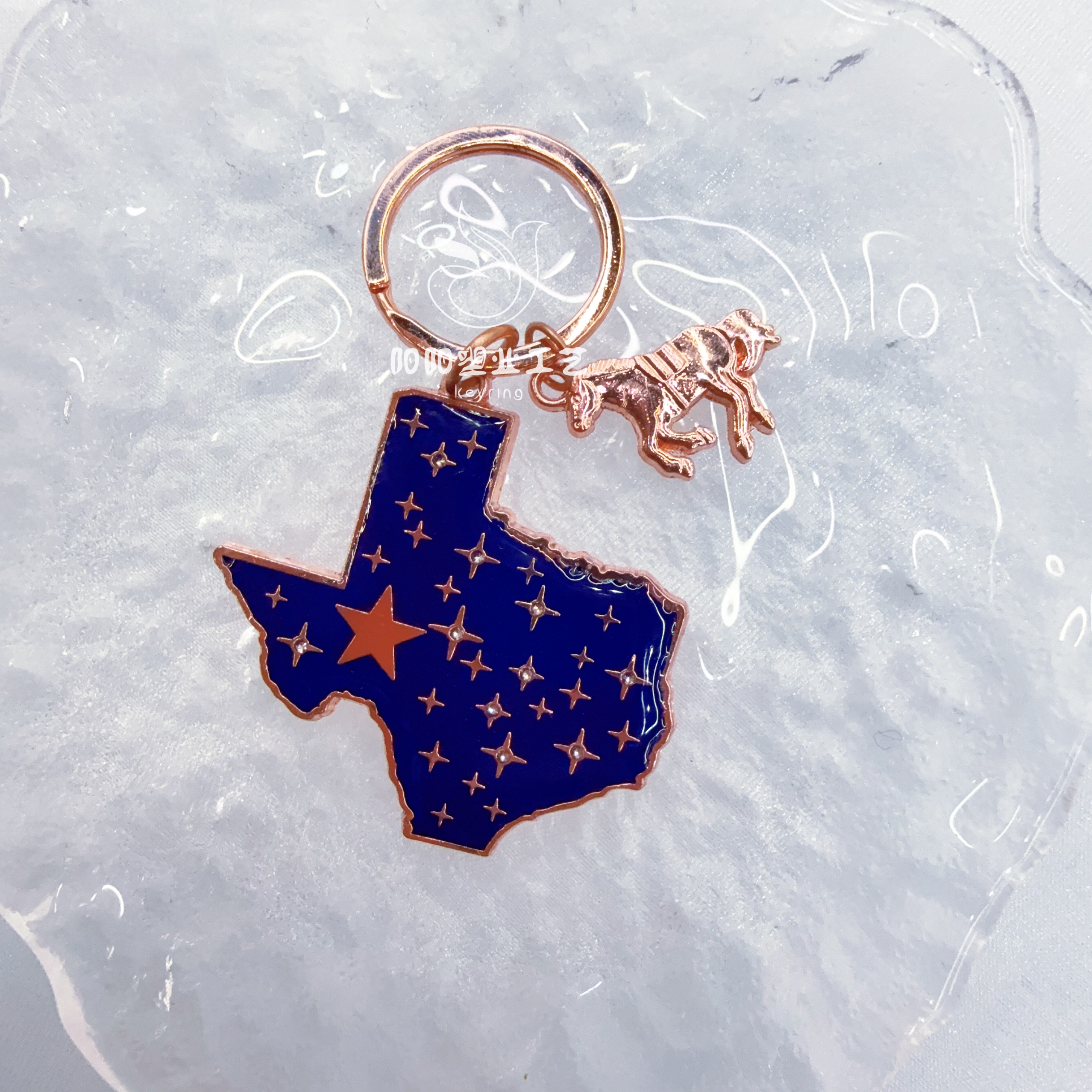 Cross-border best-selling British-style flag, national city landmark pendants, personalized accessories, small gifts, keychains, souvenirs, pony keychains, Horse Year pendants, keychains, hummingbird keychains, keyrings undefined