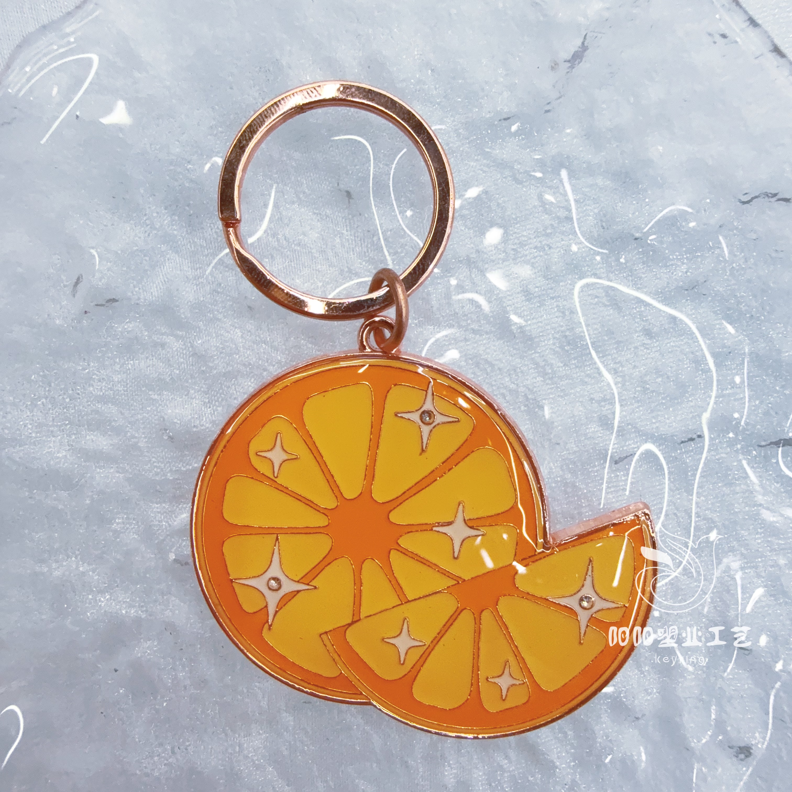 Wholesale of metal keychains, zinc alloy baked paint and resin, fruit keychains, pendants, enamel rotating keychains, acrylic pendants, keychains, Year of the Horse, pony pendants undefined