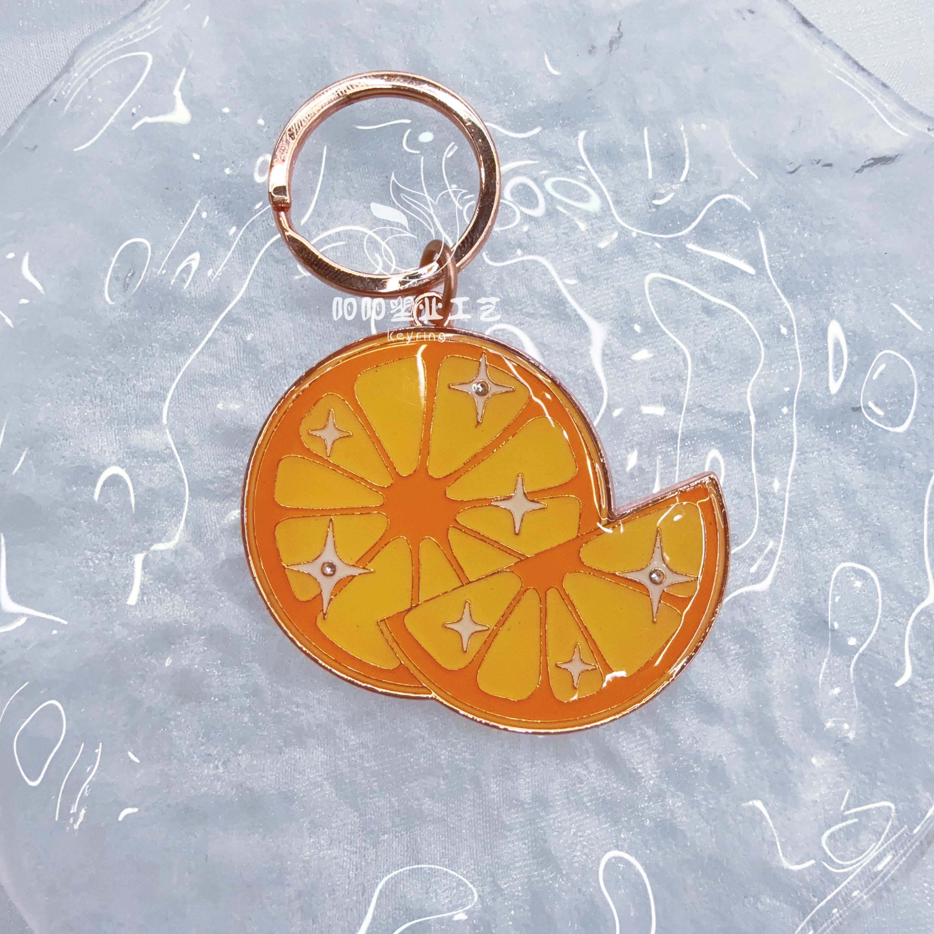 Wholesale of metal keychains, zinc alloy baked paint and resin, fruit keychains, pendants, enamel rotating keychains, acrylic pendants, keychains, Year of the Horse, pony pendants undefined