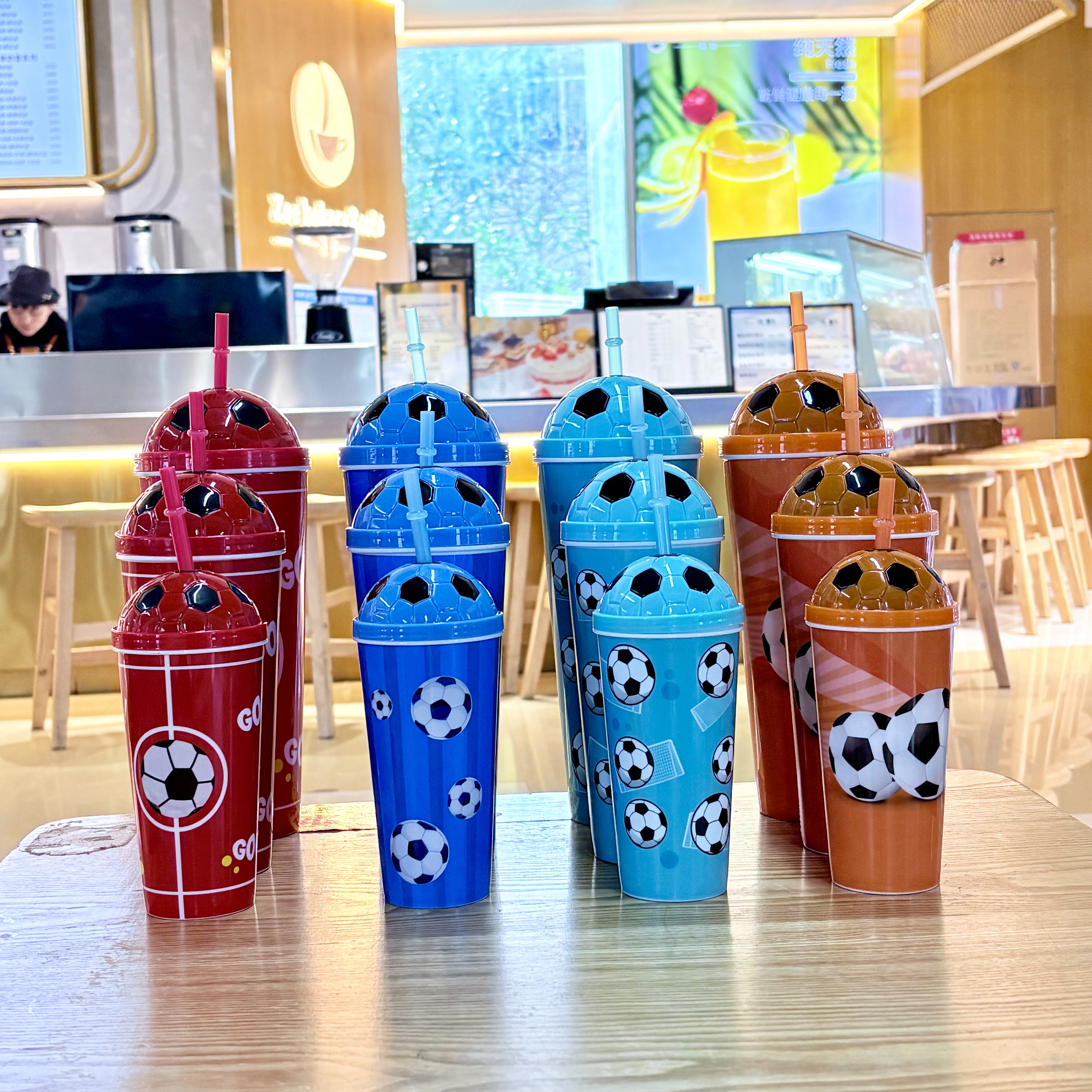 Three-piece set of water cups, straw cups, World Cup style plastic cups, shockproof and leak-proof portable water bottles A61-A62-A63-1018 Q/Y full figure