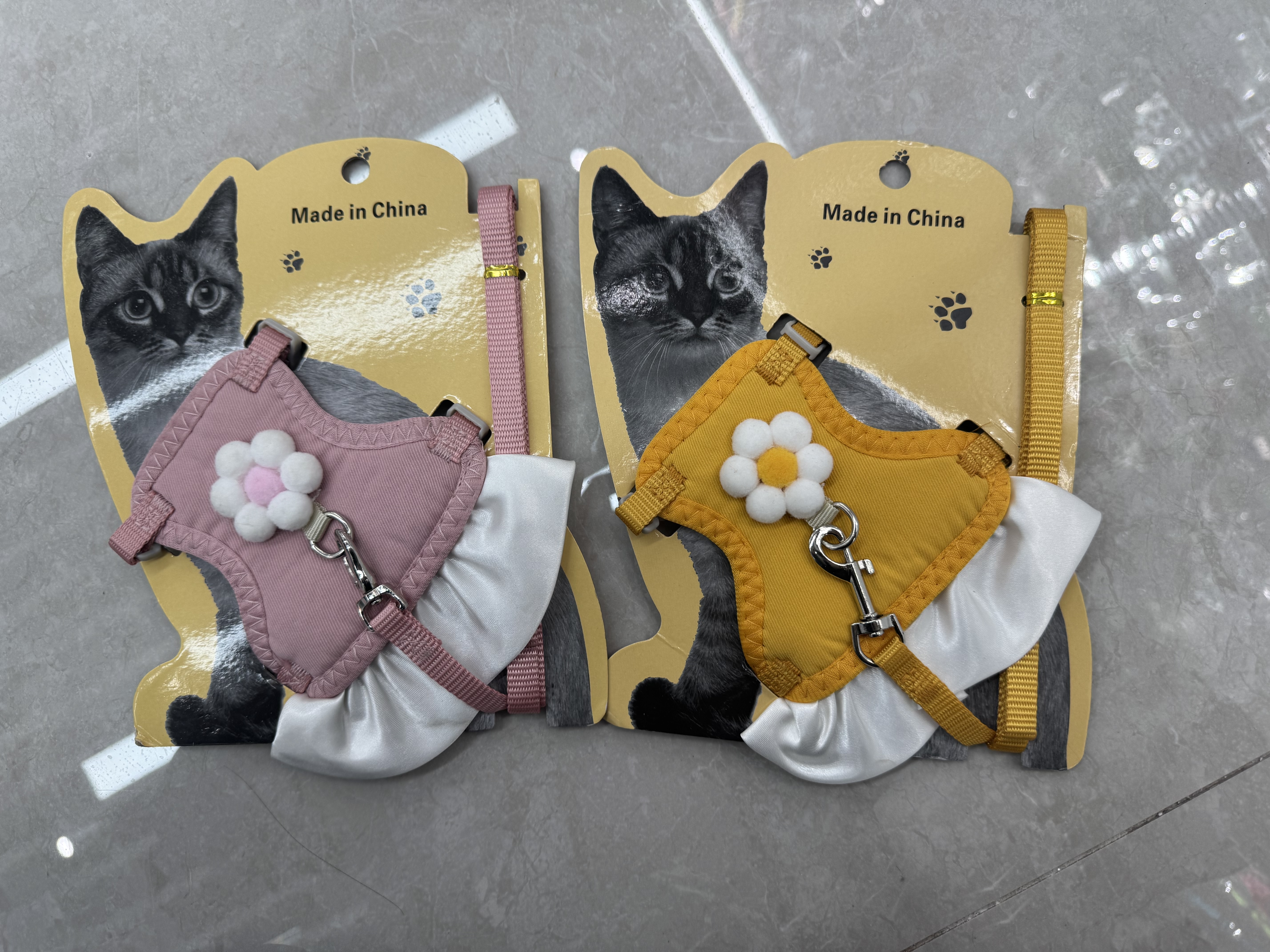 小花裙摆宠物胸背牵引绳 | 小号猫狗通用 防挣脱遛猫绳 宠物项圈用品 项链宠物用品 宠物配饰 饰品宠物用品 宠物项圈