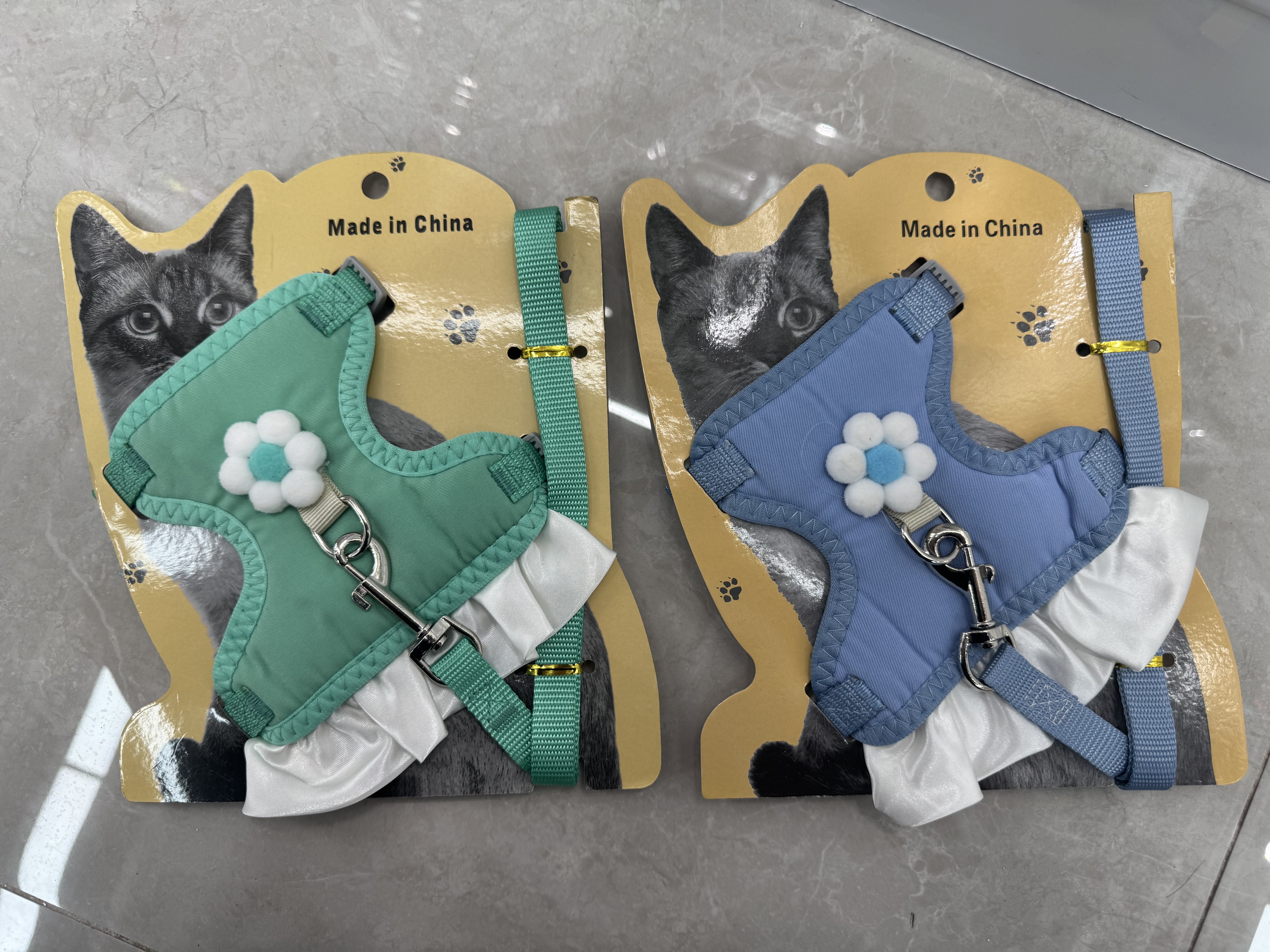 猫咪专属小花裙摆胸背牵引绳 | 大号防挣脱遛猫绳 宠物项圈用品 项链宠物用品 宠物配饰 饰品宠物用品 宠物项圈